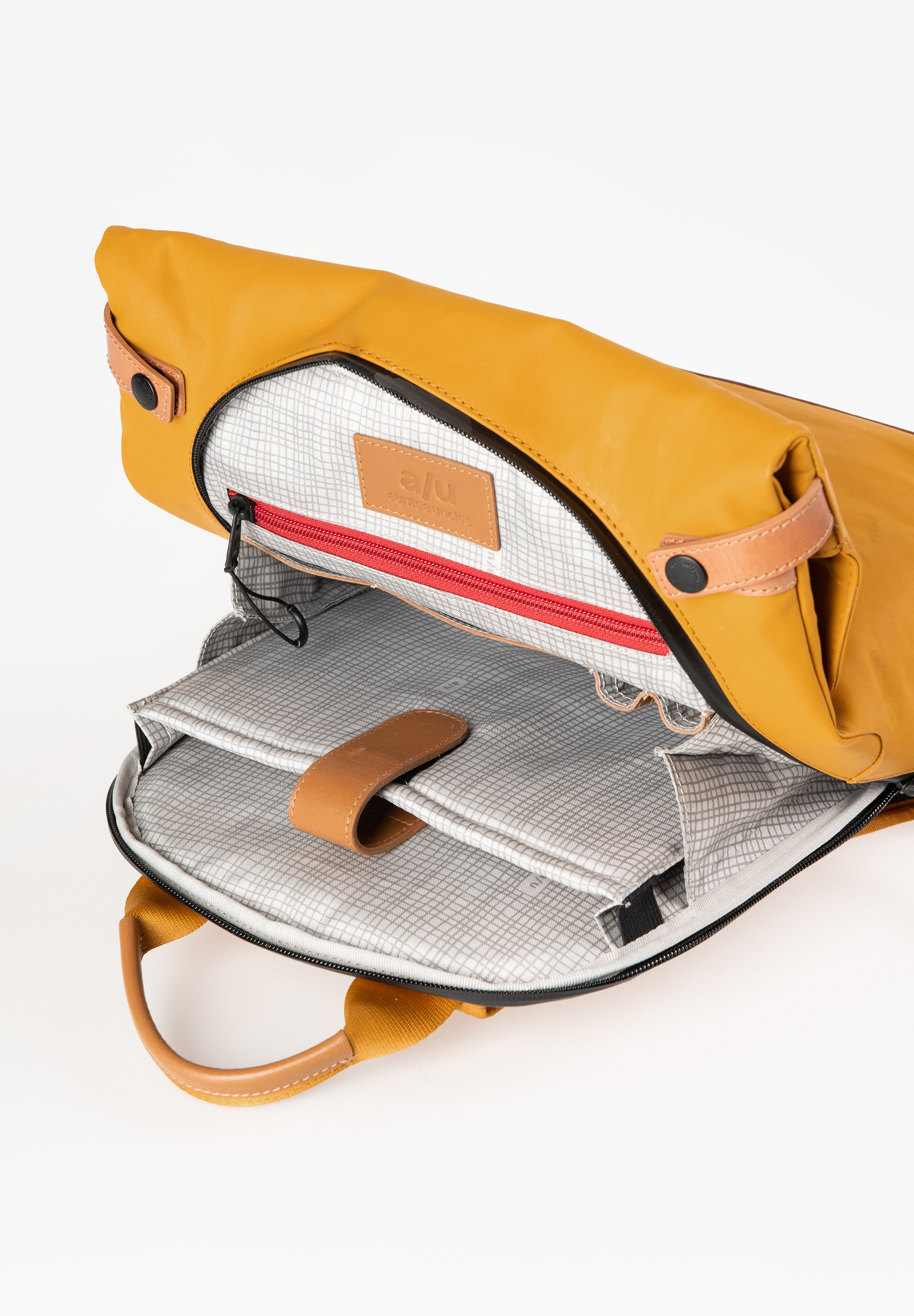 aunts & uncles Japan Wakayama Rolltop Rucksack mit 13" Notebookfach mustard