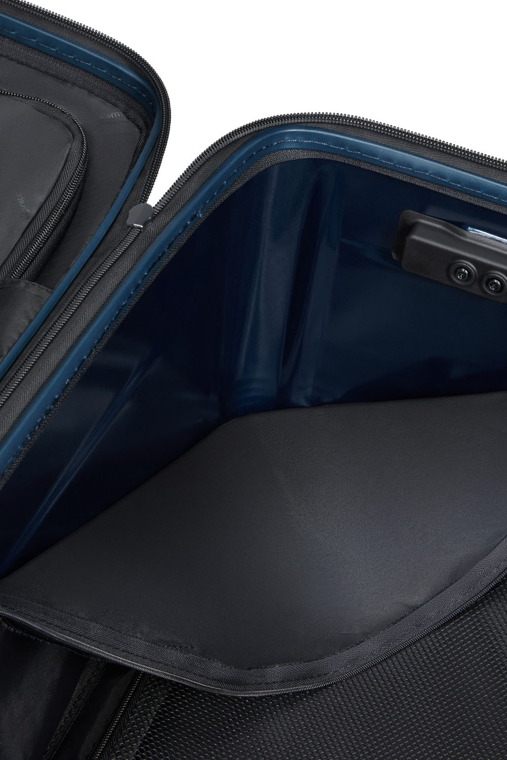 Samsonite Nuon Trunk 80cm Metallic Dark Blue Samsonite Nuon Trunk 80cm Metallic Dark Blue