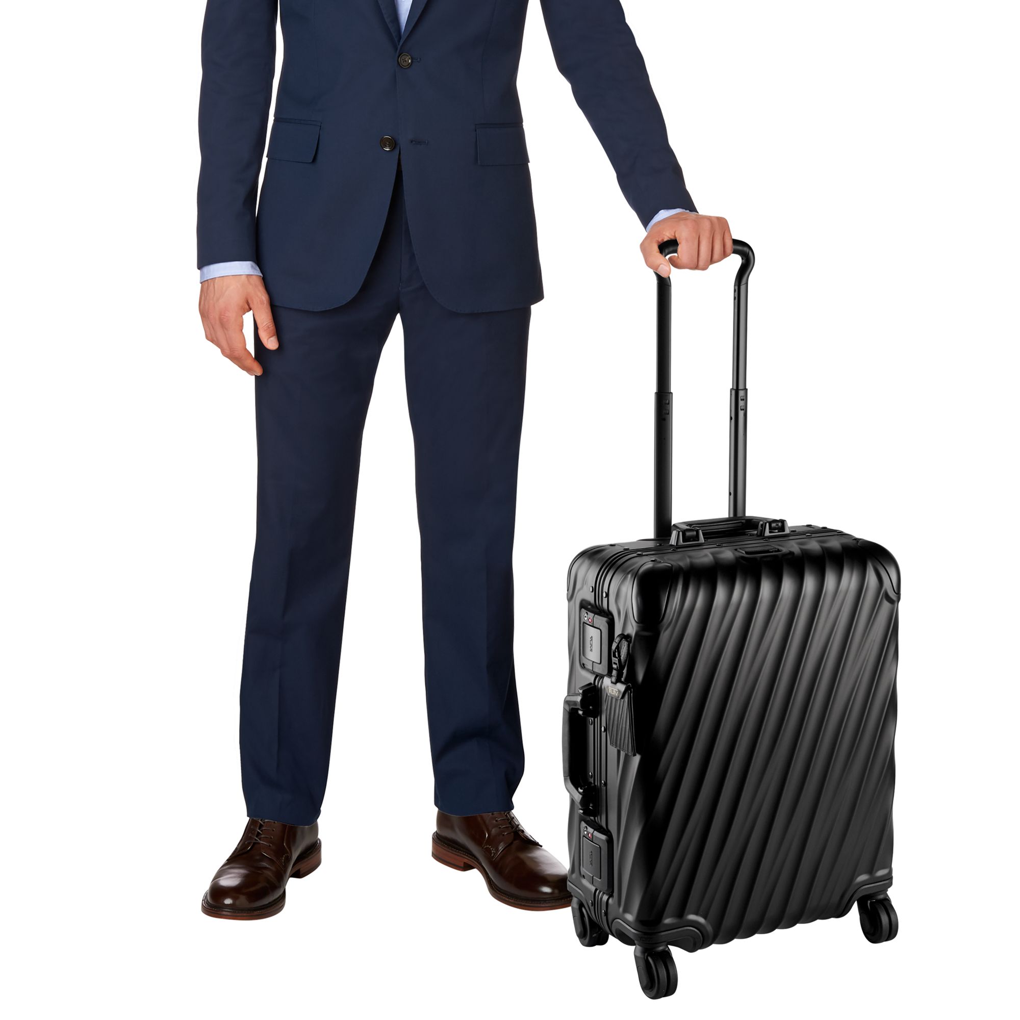 Tumi 19 Degree Aluminium Handgepäck Continental 56 cm + Gratis Hotelgutschein Matte Black Tumi 19 Degree Aluminium Handgepäck Continental 56 cm + Gratis Hotelgutschein Matte Black