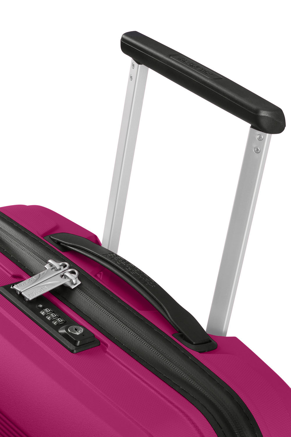 American Tourister Airconic Handgepäck Trolley 55cm mit 4 Rollen + GRATIS HOTELGUTSCHEIN Deep Orchid American Tourister Airconic Handgepäck Trolley 55cm mit 4 Rollen + GRATIS HOTELGUTSCHEIN Deep Orchid