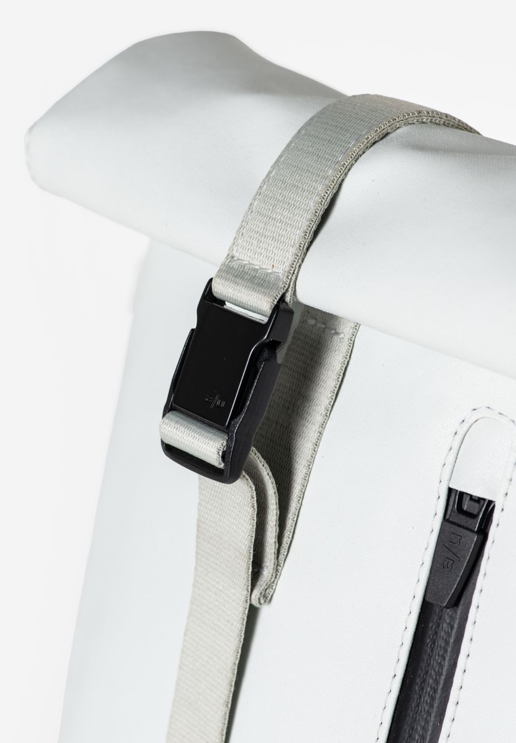 aunts & uncles Japan RE Yodo Umhängetasche Rolltop cloud nine