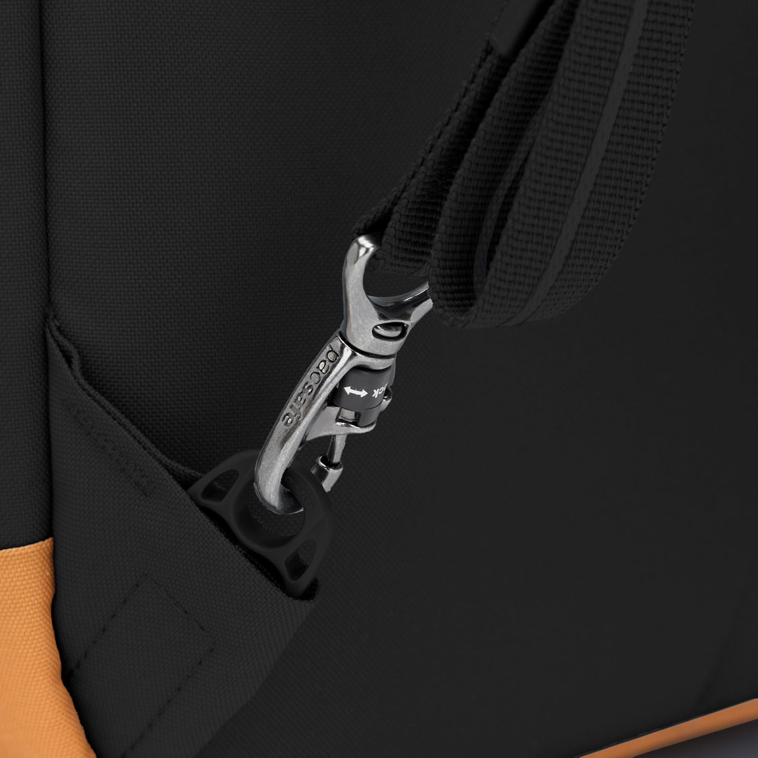 pacsafe GO 25L Anti-Theft Backpack Jet Black pacsafe GO 25L Anti-Theft Backpack Jet Black