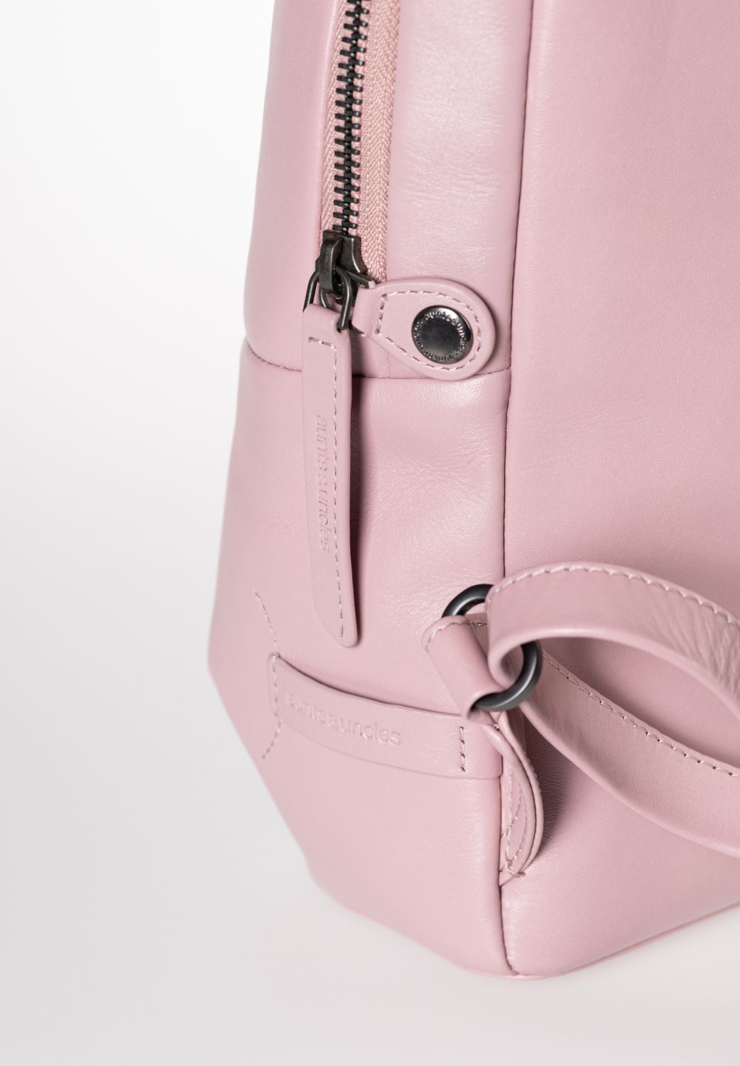 aunts & uncles Jamie's Orchard Crabapple Rucksack cosmetic pink aunts & uncles Jamie's Orchard Crabapple Rucksack cosmetic pink