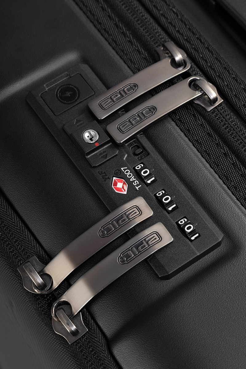 epic SPIN™ Fastback Kabinentrolley 55cm SatinBLACK epic SPIN™ Fastback Kabinentrolley 55cm SatinBLACK