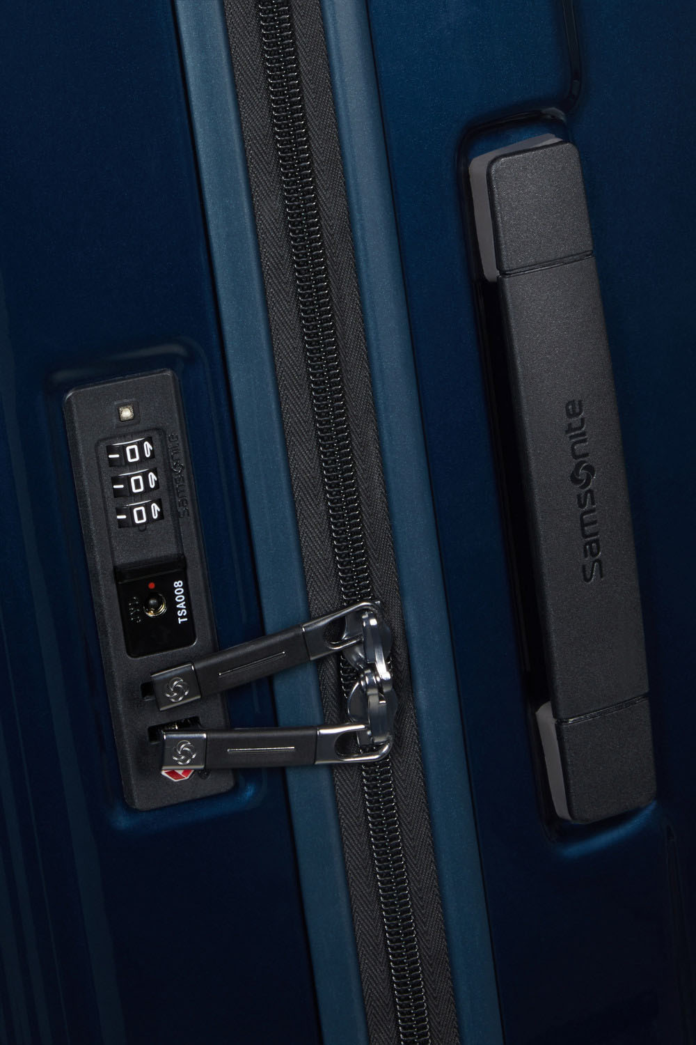 Samsonite Nuon Trunk 80cm Metallic Dark Blue Samsonite Nuon Trunk 80cm Metallic Dark Blue