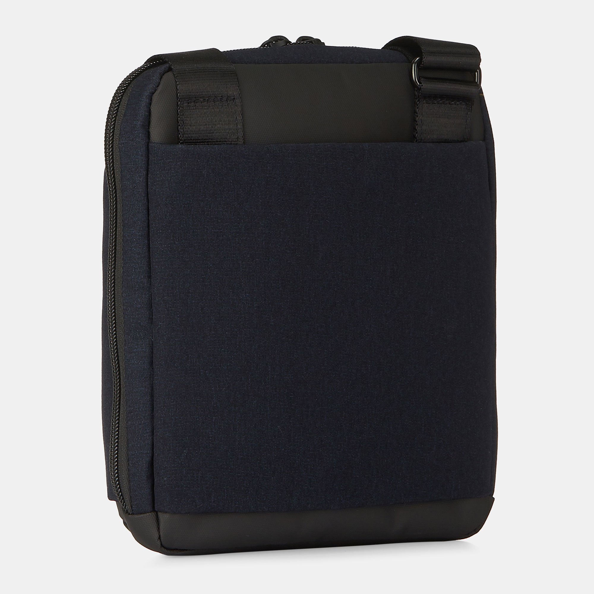 Hedgren Next CHIP Slim Crossover, RFID Elegant Blue Hedgren Next CHIP Slim Crossover, RFID Elegant Blue