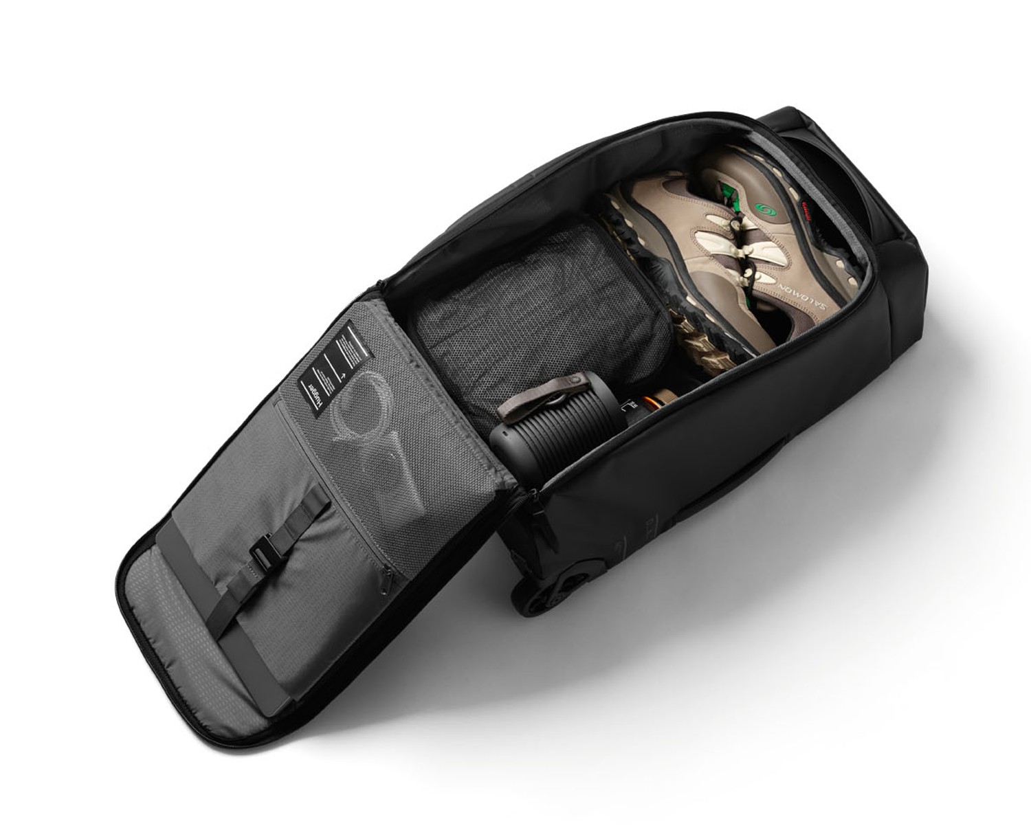 D_b_ Hugger Roller Bag Carry-on 40L Blue Hour