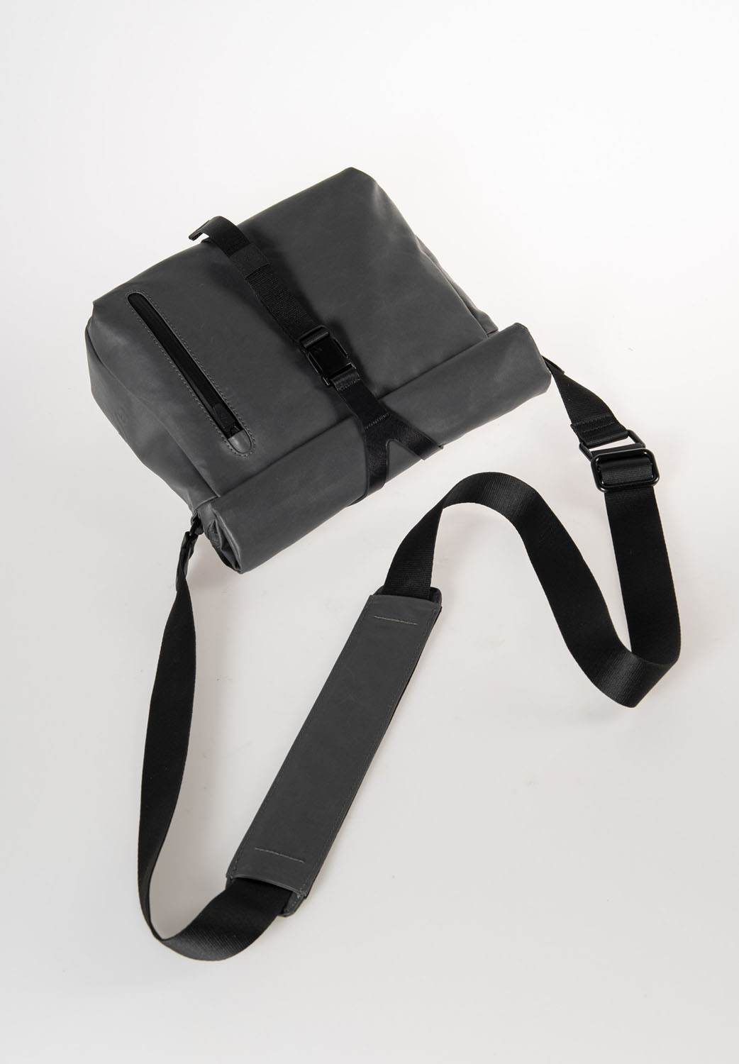 aunts & uncles Japan RE Seki Rolltoptasche volcanic ash