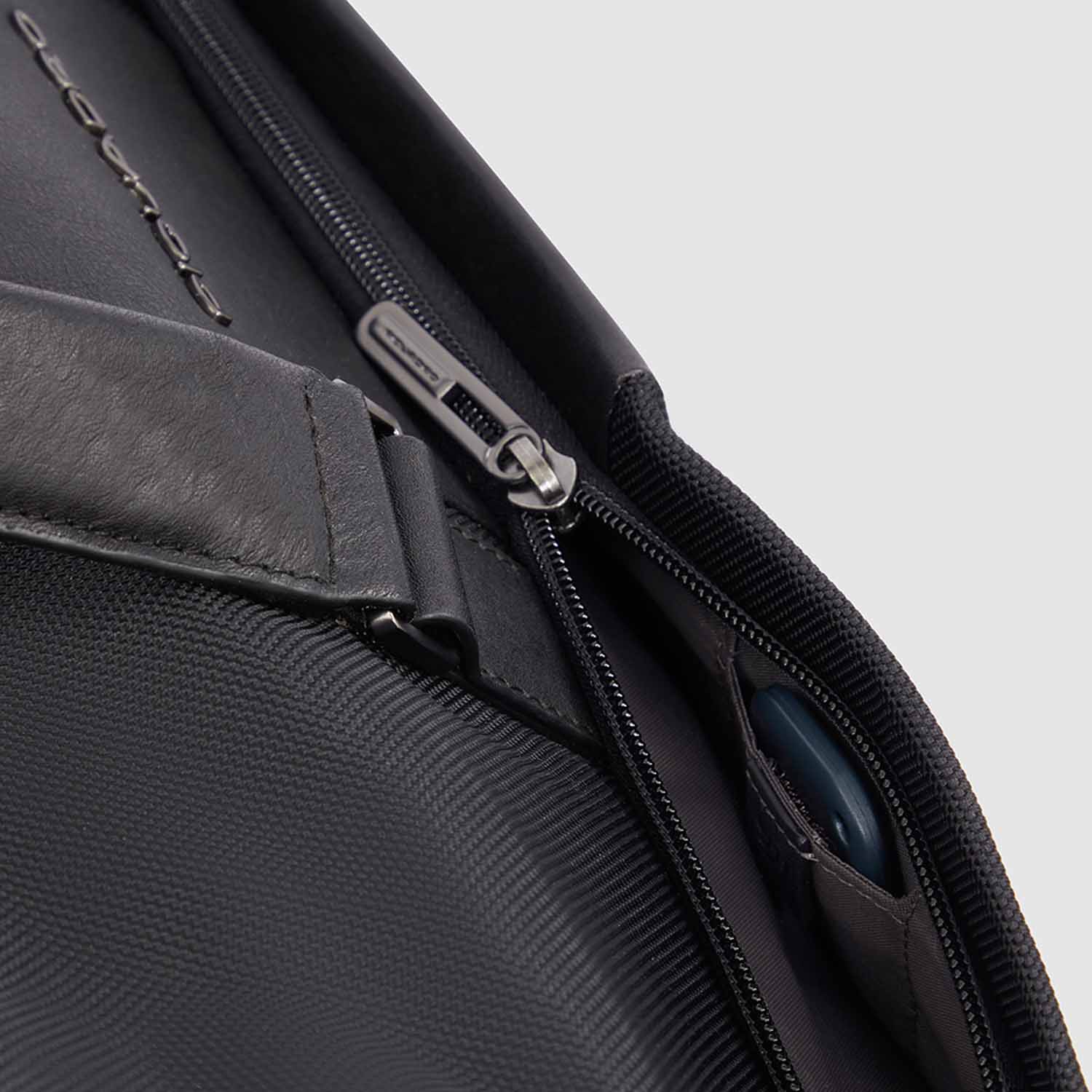 Piquadro Brief 2 Weekender-Kleidersack Aufhängen Schwarz Piquadro Brief 2 Weekender-Kleidersack Aufhängen Schwarz