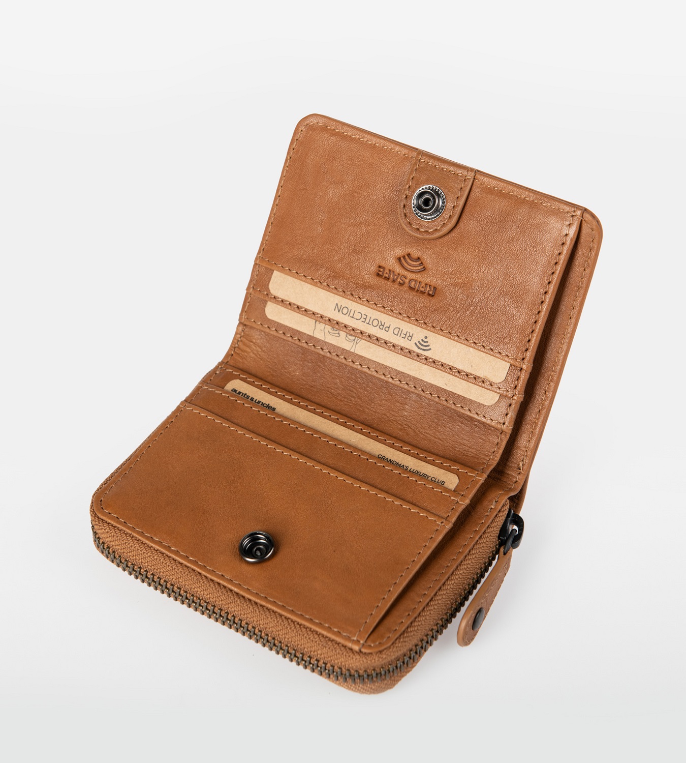 aunts & uncles Grandma's Luxury Club ELENA kompakte RV-Geldbörse caramel aunts & uncles Grandma's Luxury Club ELENA kompakte RV-Geldbörse caramel