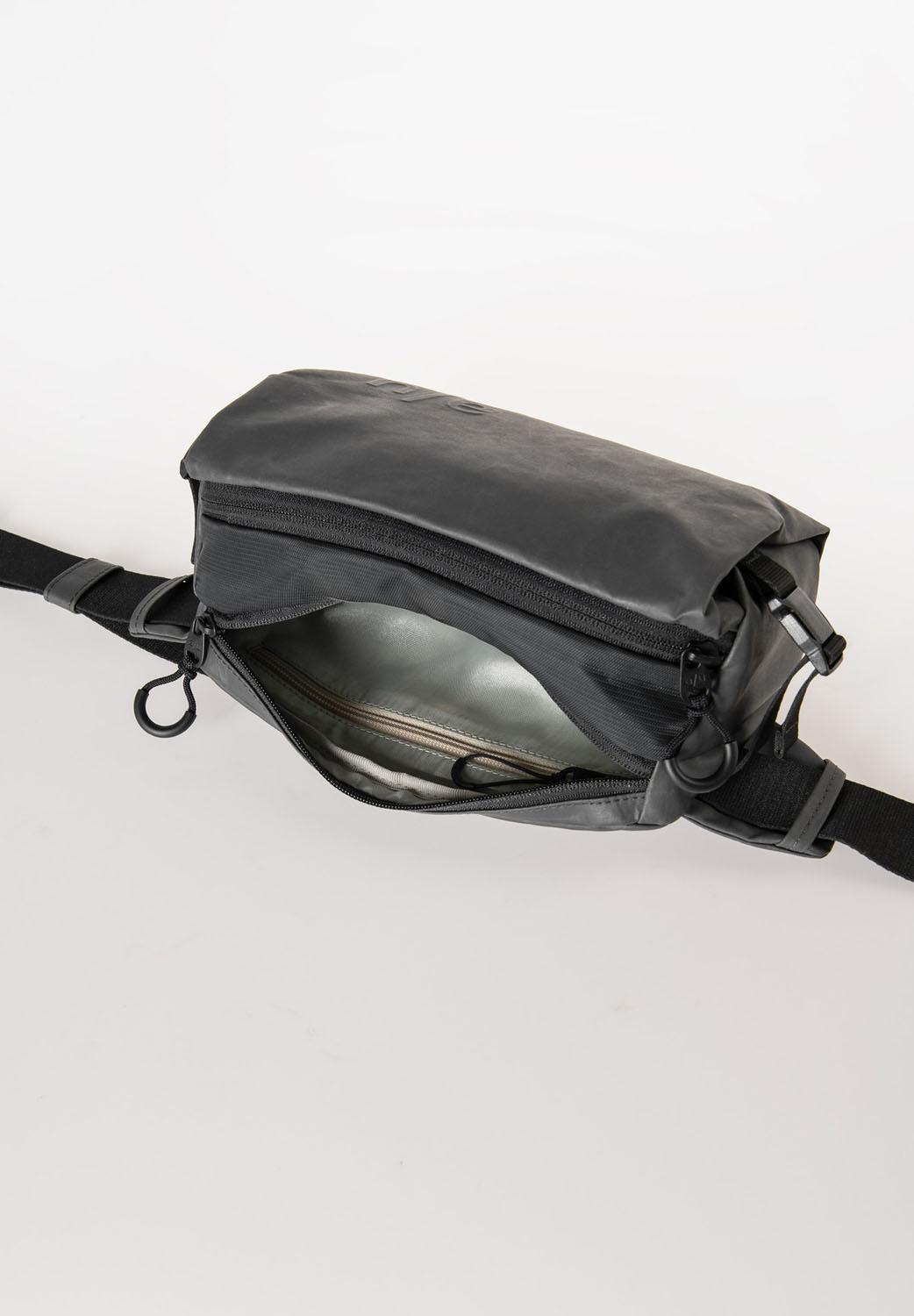 aunts & uncles Japan RE Ishikari Gürteltasche volcanic ash aunts & uncles Japan RE Ishikari Gürteltasche volcanic ash