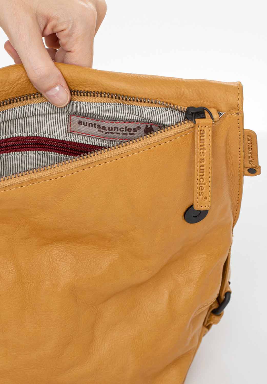 aunts & uncles Grandma's Luxury Club Mrs. Mince Pie Multifunktional: Rucksack/Umhängetasche buckthorn