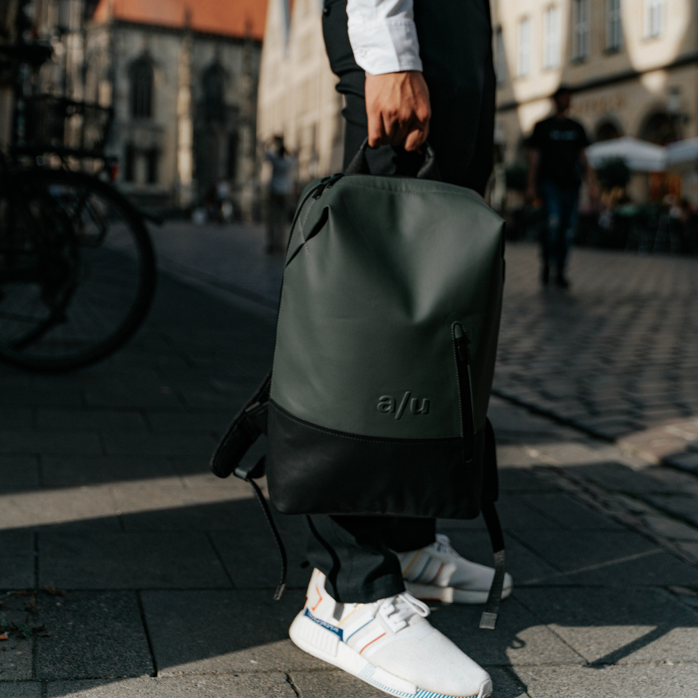 aunts & uncles Japan Nishi Hamamatsu Rucksack mit 13" Notebookfach forest night