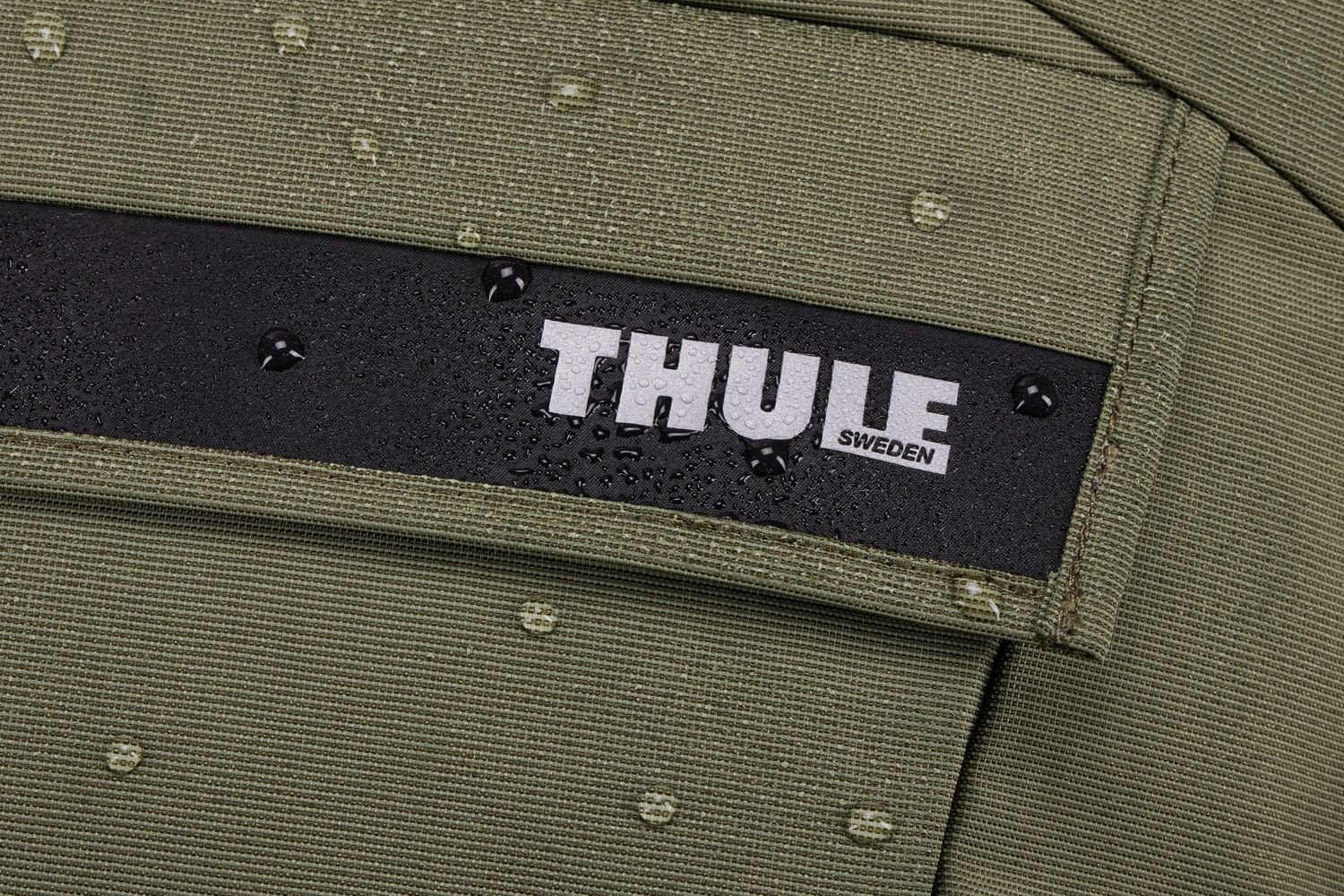 THULE Paramount Umhängetasche 14 L Soft Green