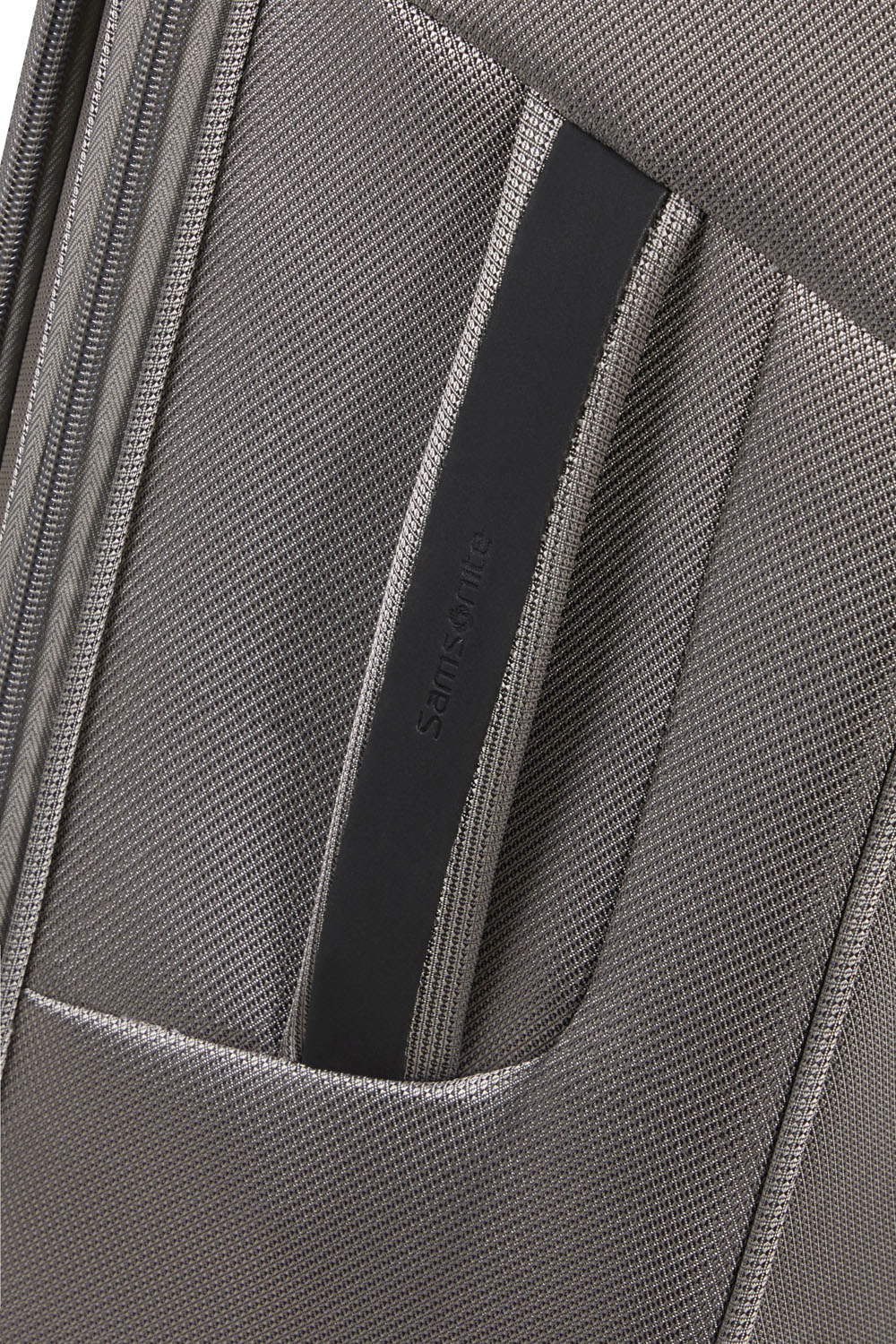 Samsonite Respark Trolley mit 4 Rollen 55cm Strict + GRATIS HOTELGUTSCHEIN Sand Storm Samsonite Respark Trolley mit 4 Rollen 55cm Strict + GRATIS HOTELGUTSCHEIN Sand Storm