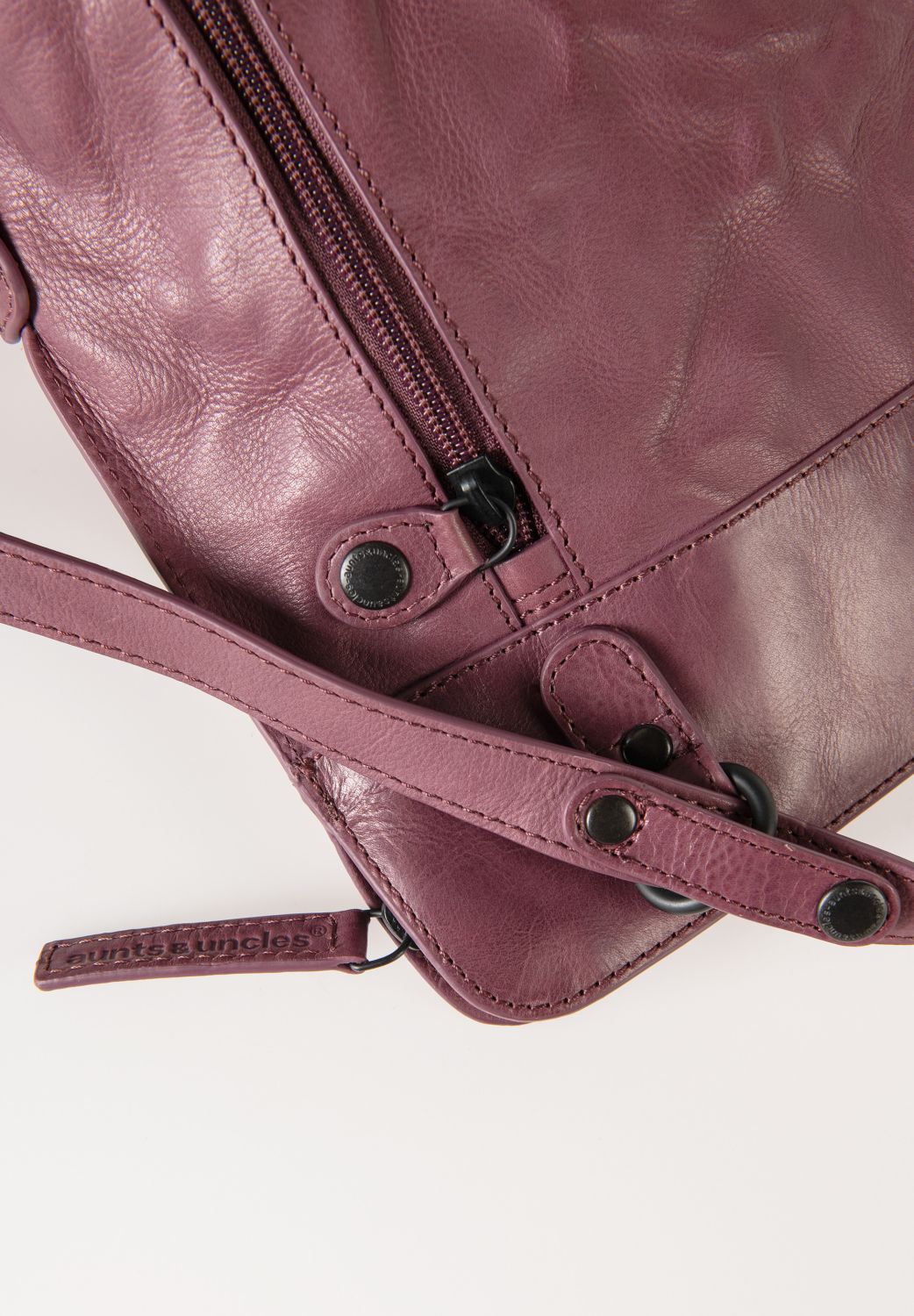 aunts & uncles Grandma's Luxury Club Mrs. Crumble Cookie multifunktional: Rucksack/Umhängetasche tulipwood