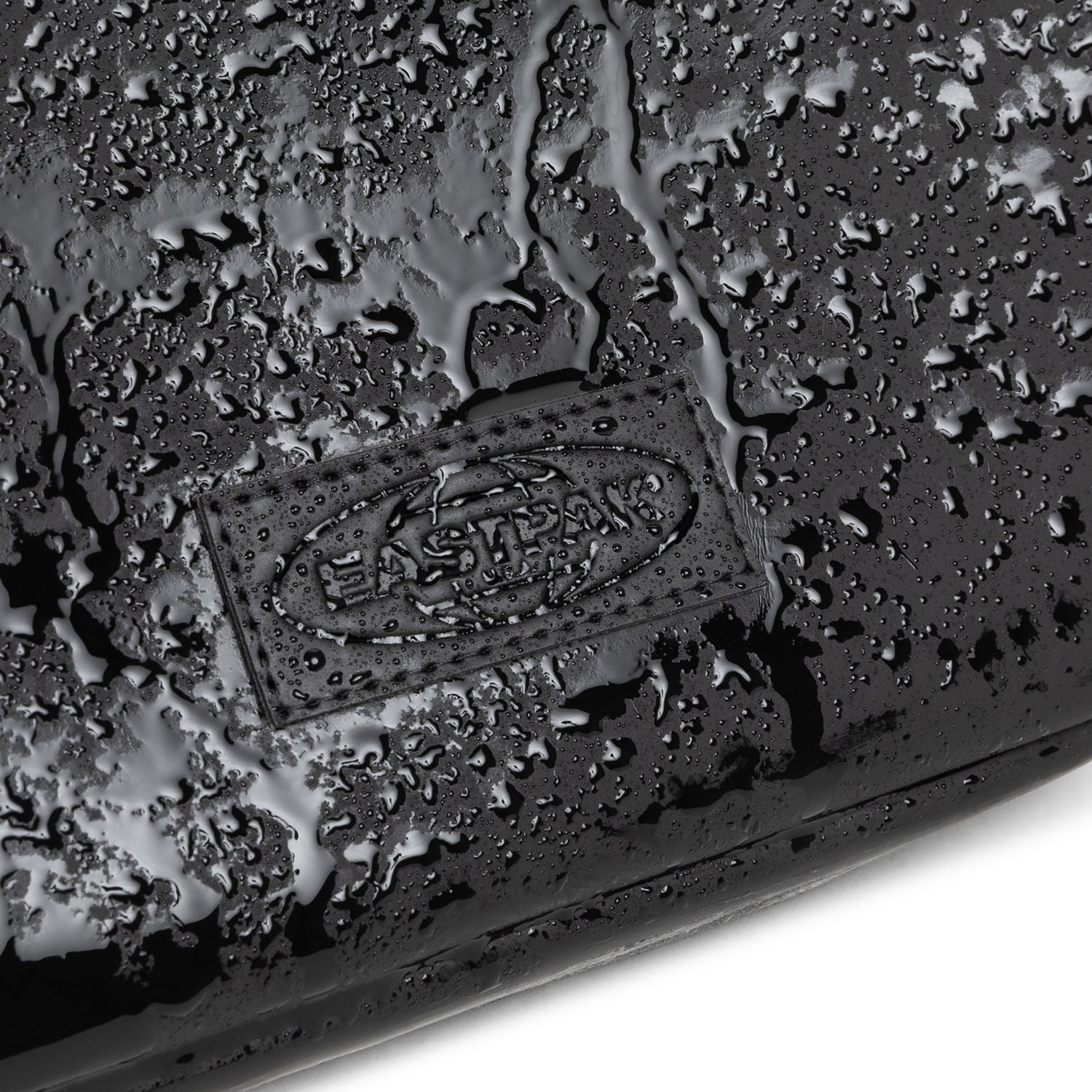 Eastpak Tecum F CNNCT F Matte Black Eastpak Tecum F CNNCT F Matte Black