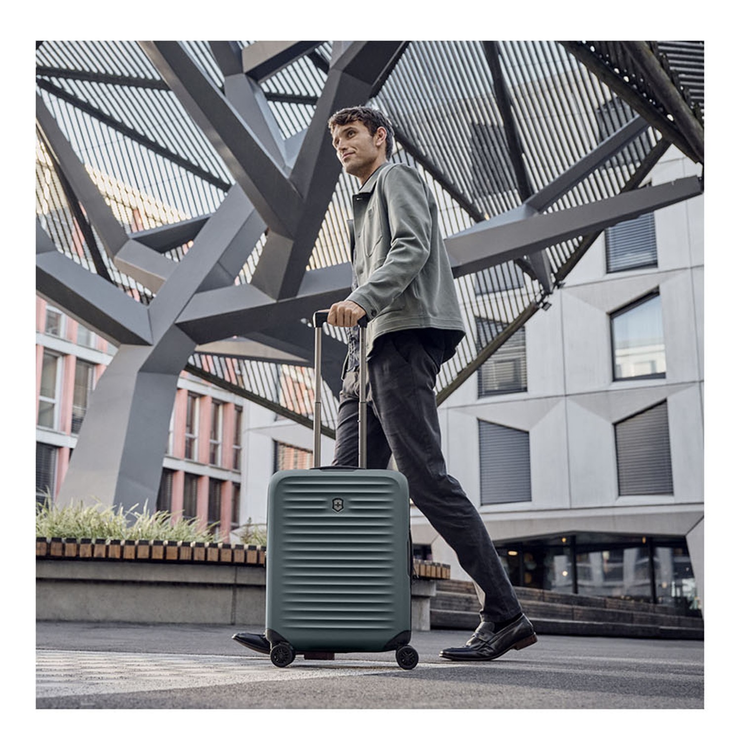 Victorinox Airox Advanced Global Carry-On Storm Victorinox Airox Advanced Global Carry-On Storm