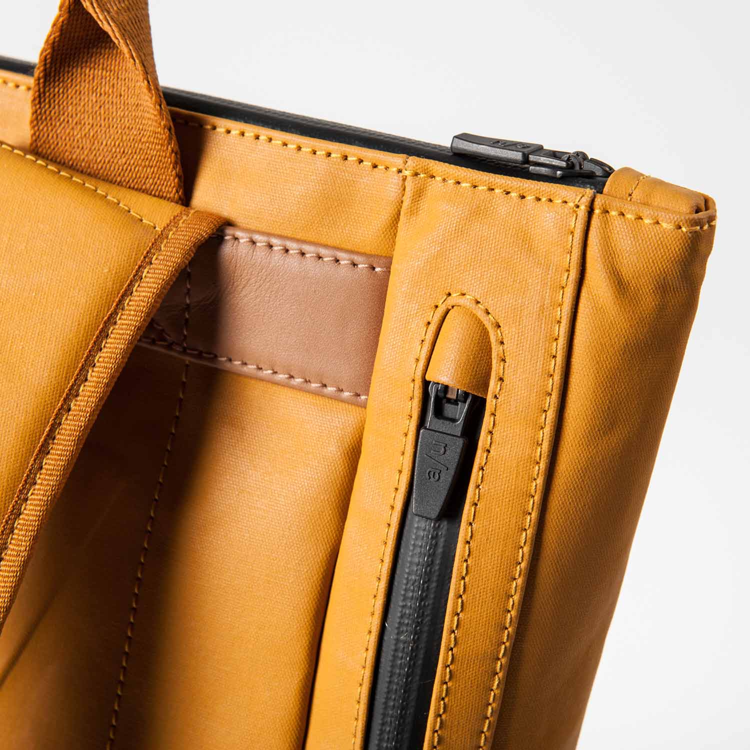 aunts & uncles Japan Okayama Rucksack mit 13" Notebookfach butterscotch aunts & uncles Japan Okayama Rucksack mit 13" Notebookfach butterscotch