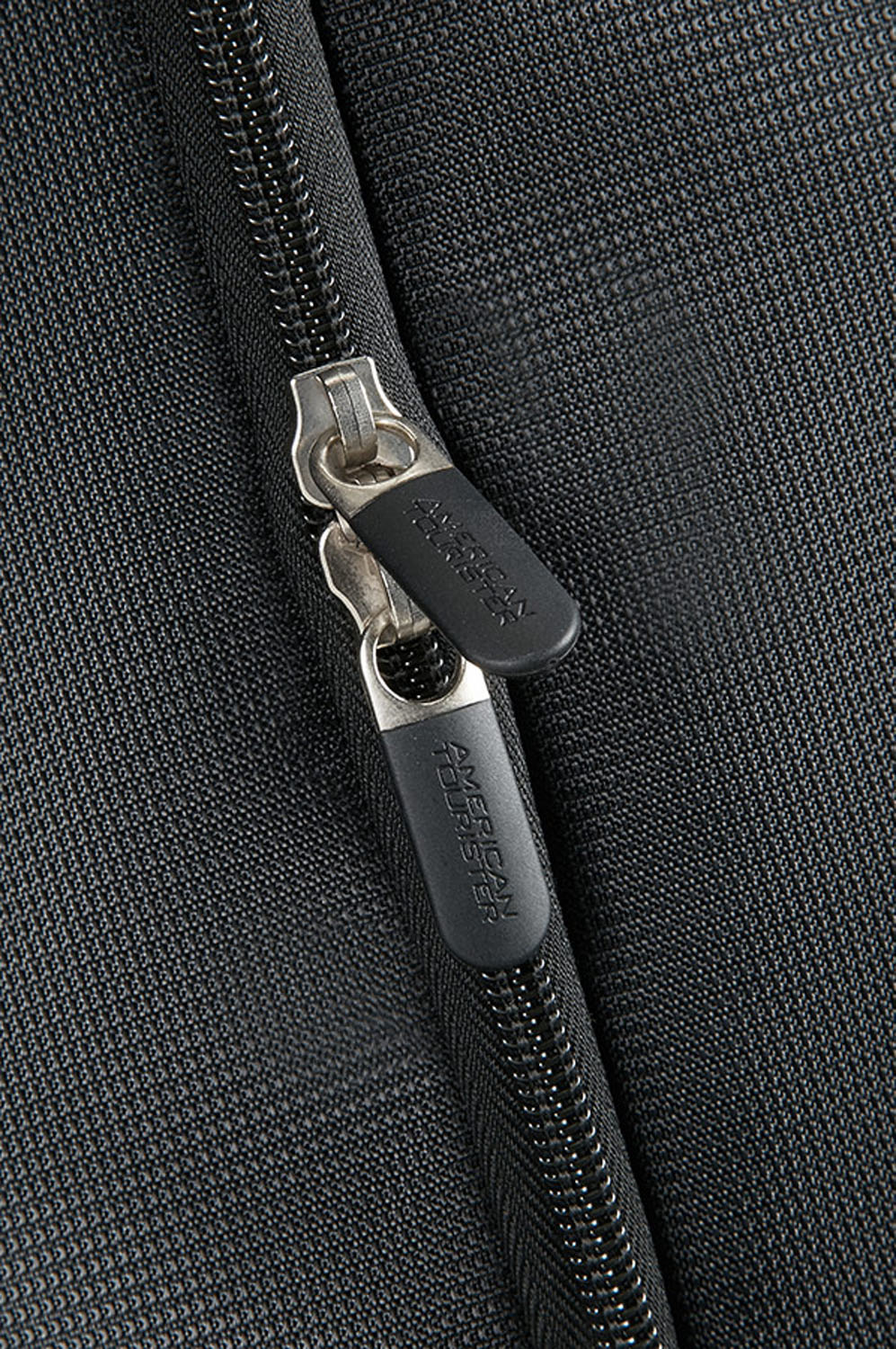 American Tourister Road Quest Trolley mit 4 Rollen 55cm Solid Black American Tourister Road Quest Trolley mit 4 Rollen 55cm Solid Black