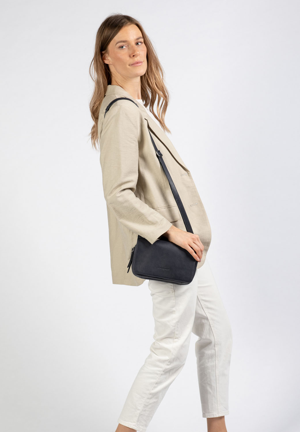 aunts & uncles Jamie´s Orchard AZALEA Umhängetasche midnight blue aunts & uncles Jamie´s Orchard AZALEA Umhängetasche midnight blue