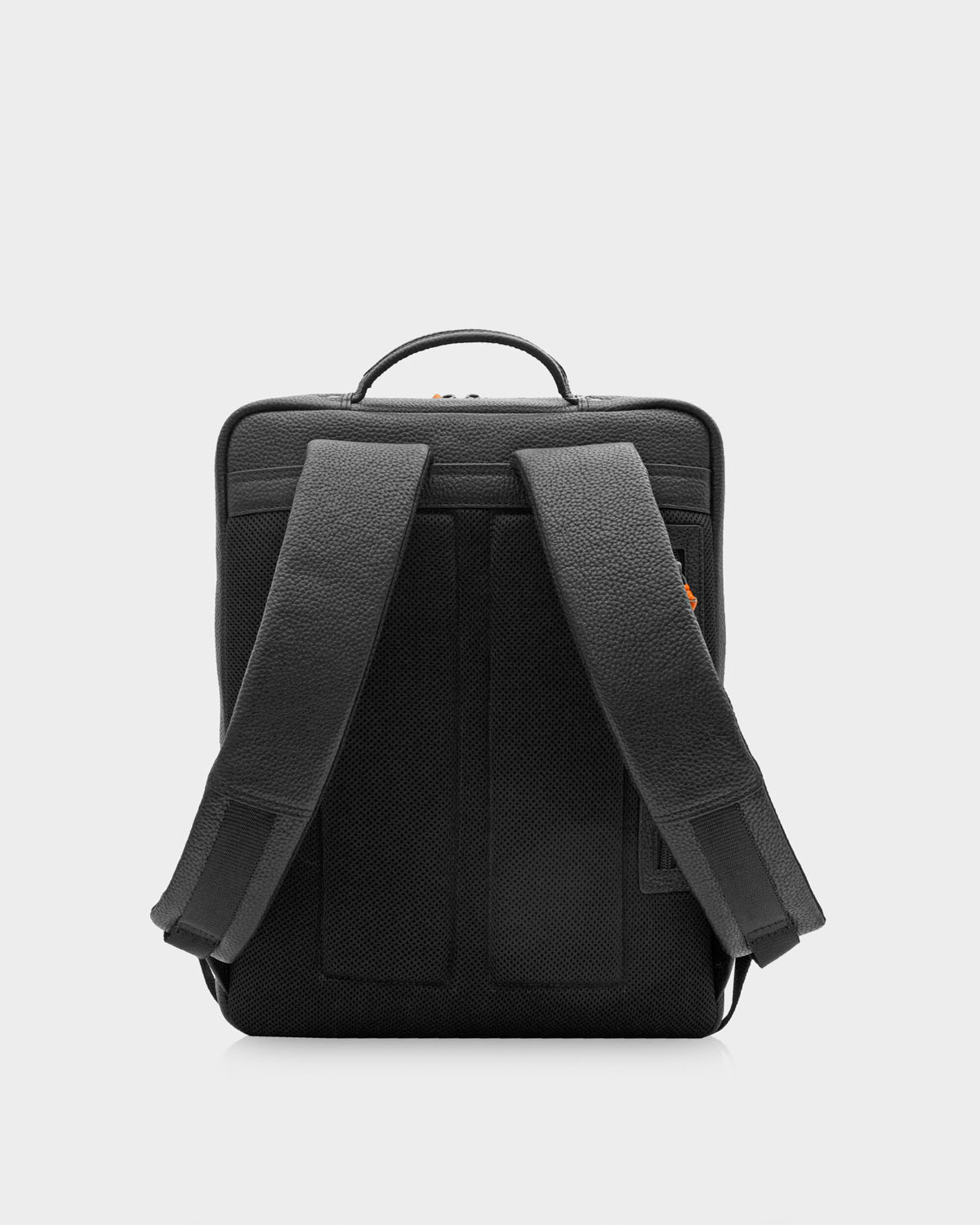 Braun Büffel NOVARA Business Rucksack schwarz