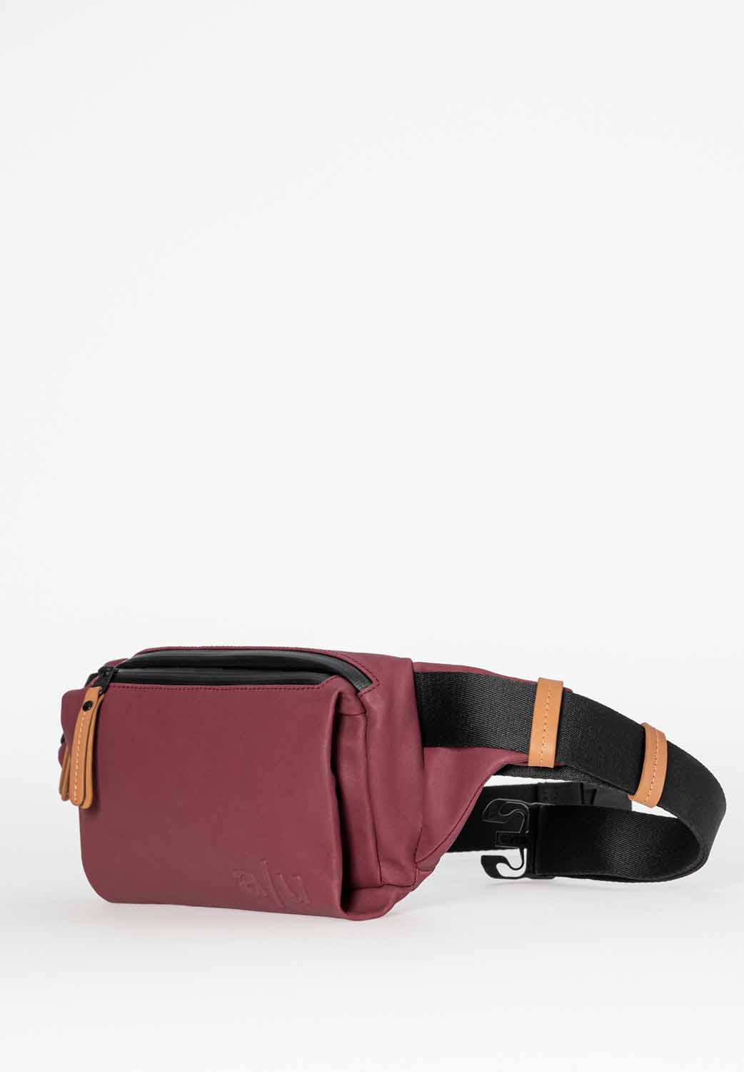 aunts & uncles Japan Himeji Gürteltasche cabernet aunts & uncles Japan Himeji Gürteltasche cabernet