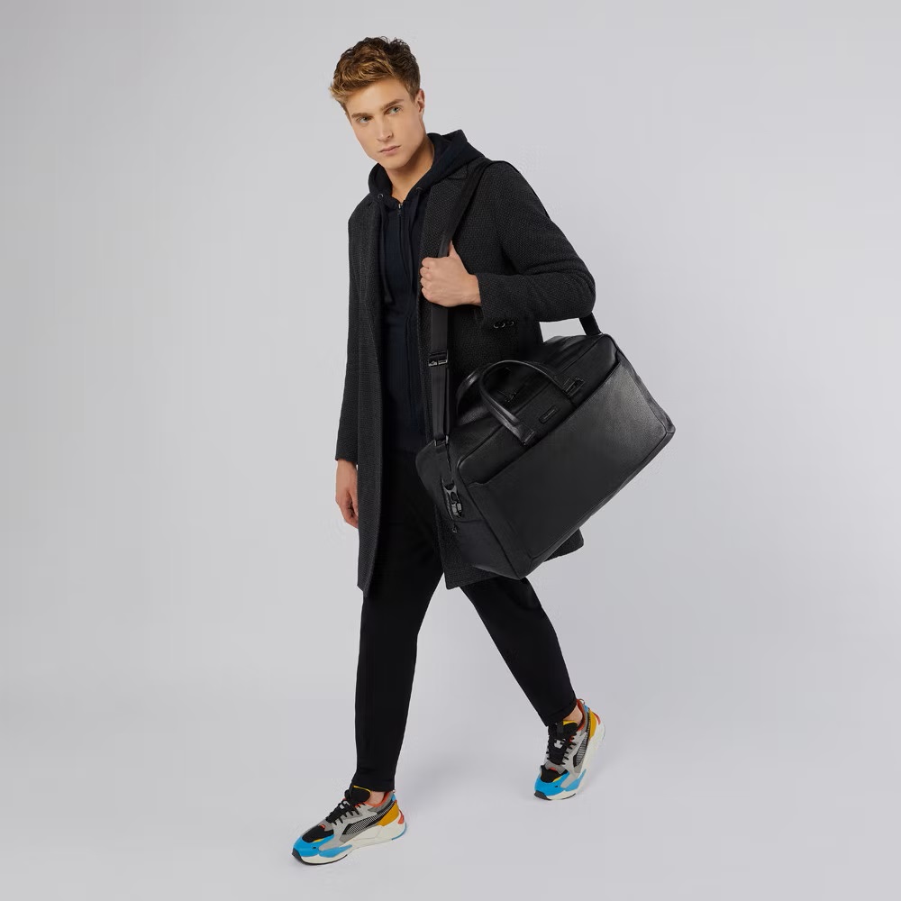 Piquadro Modus Special Leder-Reisetasche mit Trolley-Schlaufe Schwarz Piquadro Modus Special Leder-Reisetasche mit Trolley-Schlaufe Schwarz