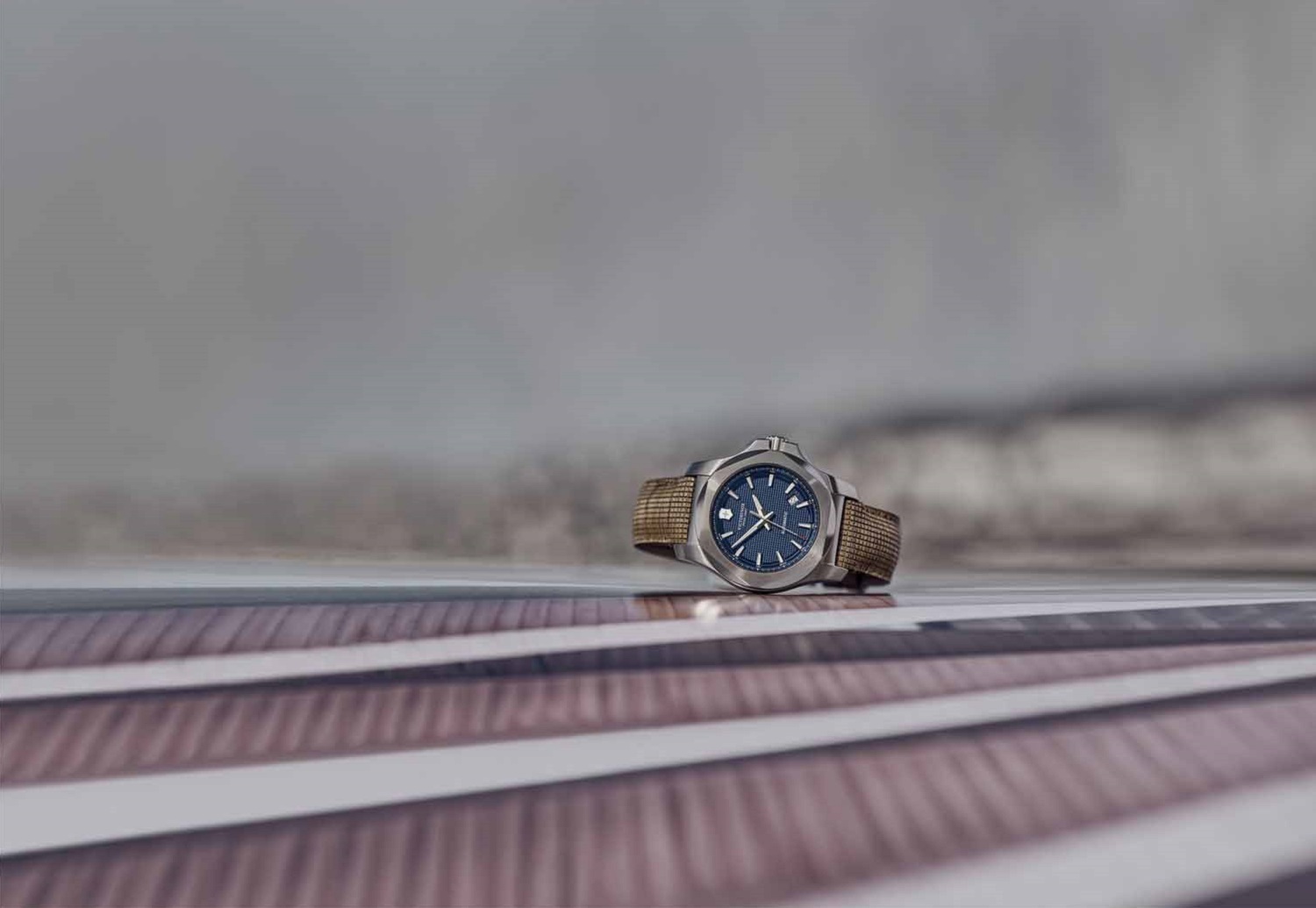 Victorinox I.N.O.X. Mechanical 43mm