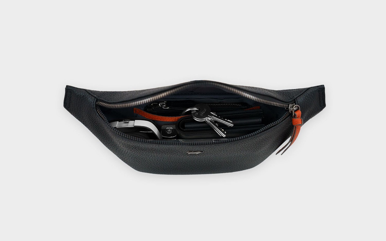 Braun Büffel Novara Cross Body Bag S dunkelblau Braun Büffel Novara Cross Body Bag S dunkelblau