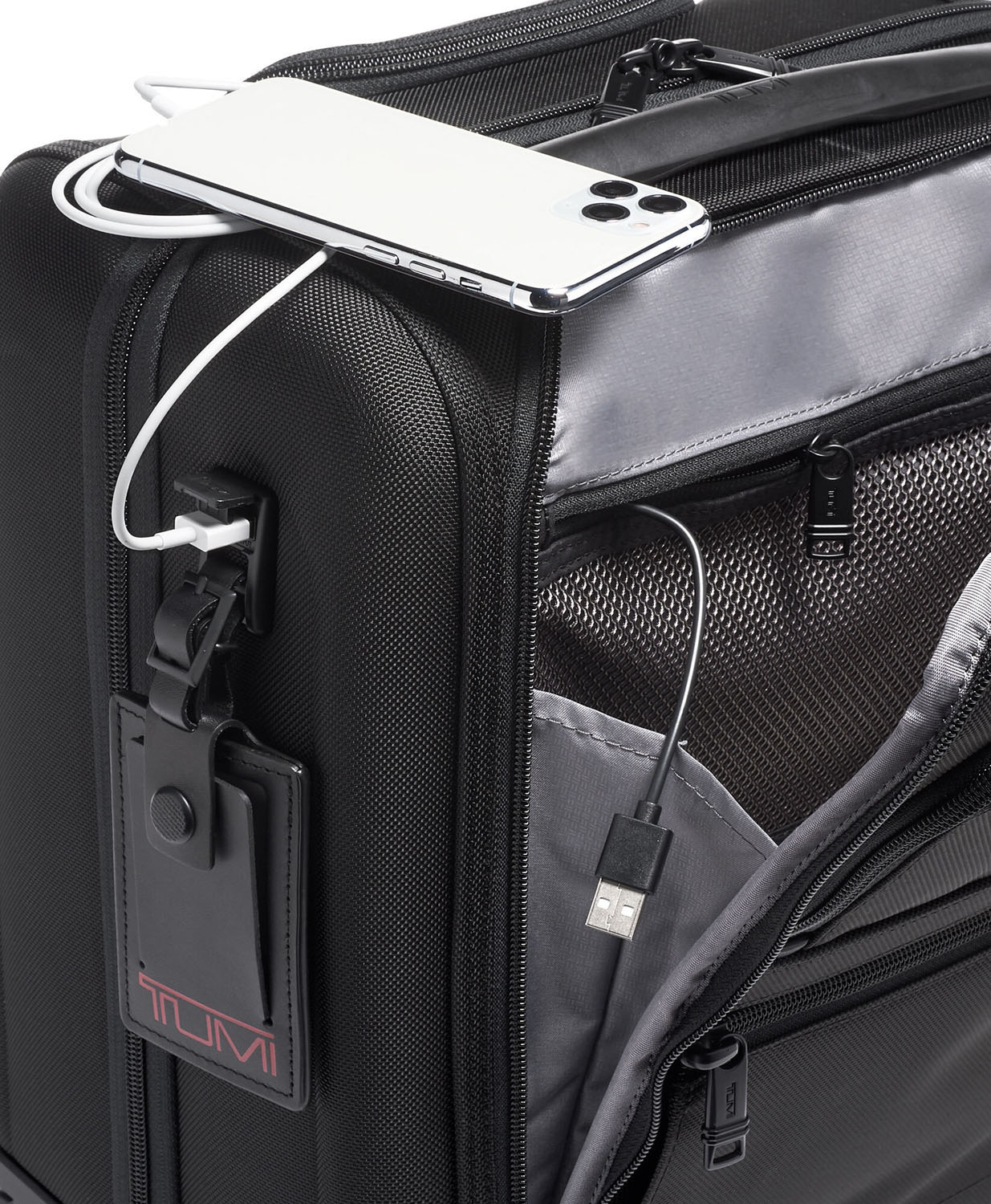 Tumi Alpha 3 Kompakte Aktentasche auf 4 Rollen (klein) + GRATIS HOTELGUTSCHEIN Black Tumi Alpha 3 Kompakte Aktentasche auf 4 Rollen (klein) + GRATIS HOTELGUTSCHEIN Black