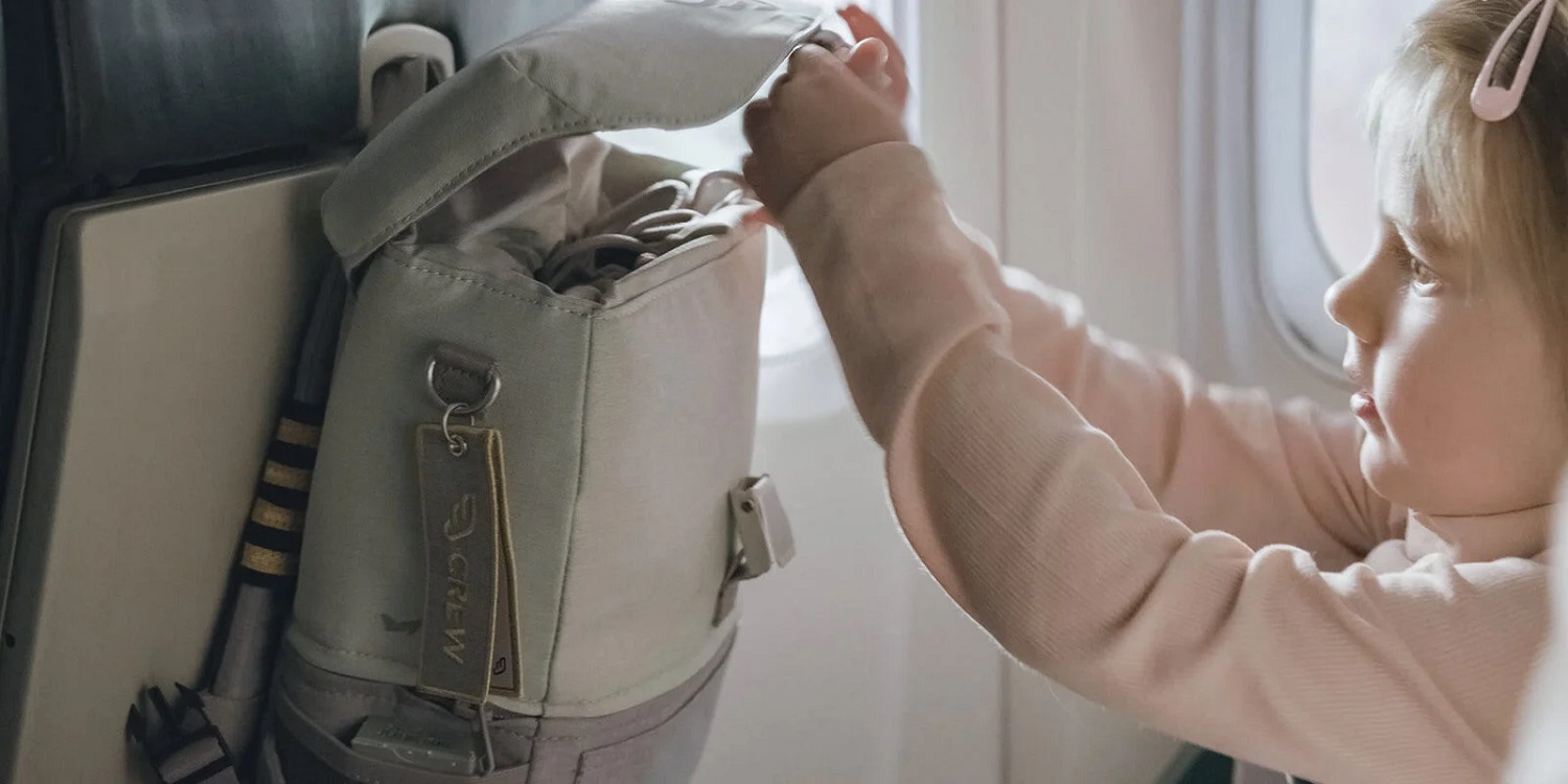 JetKids™ by Stokke® BedBox™ + Crew BackPack™-Reiseset White / White