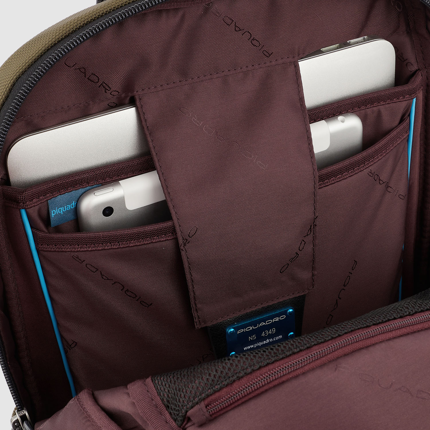 Piquadro Brief 2 Laptoprucksack aus rezykliertem Stoff für 14" Notebook Militärgrün