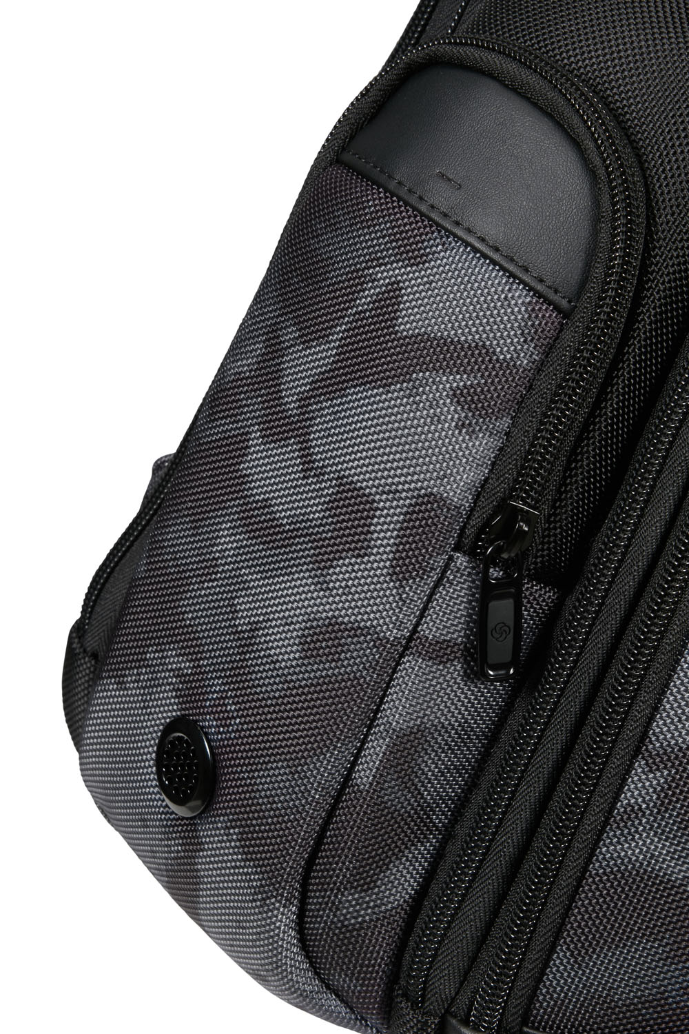 Samsonite Pro-DLX 6 Rucksack expandable 15.6" + GRATIS HOTELGUTSCHEIN Camouflage Samsonite Pro-DLX 6 Rucksack expandable 15.6" + GRATIS HOTELGUTSCHEIN Camouflage