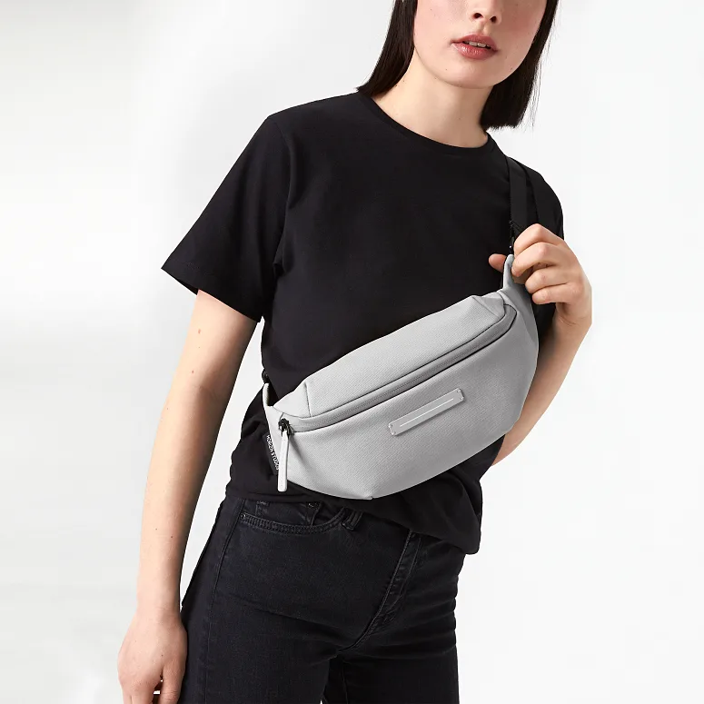 Horizn Studios SoFo Cross-Body Bag Light Quartz Grey Horizn Studios SoFo Cross-Body Bag Light Quartz Grey