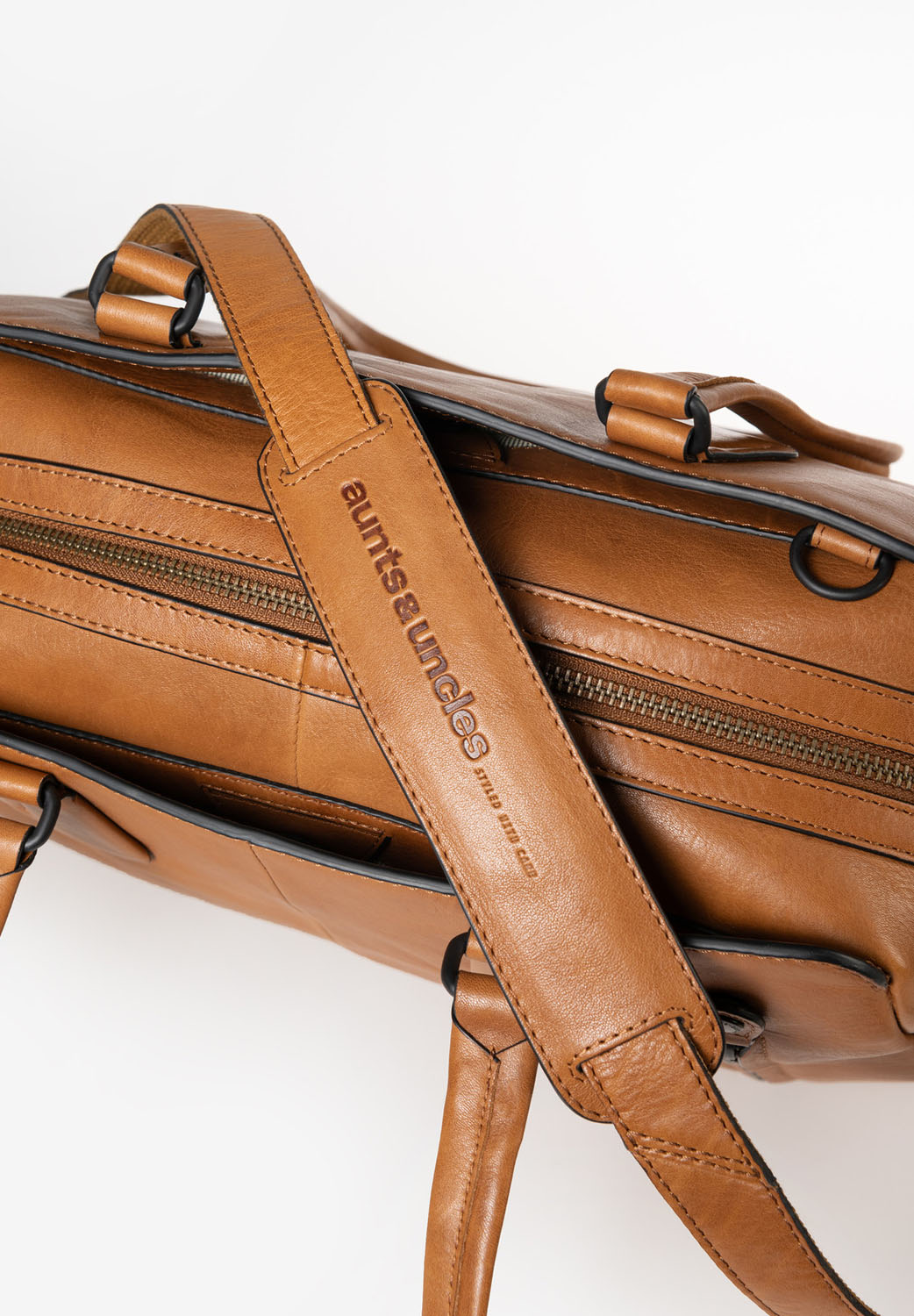 aunts & uncles Grandma's Luxury Club Mrs. Poundcake Caramel