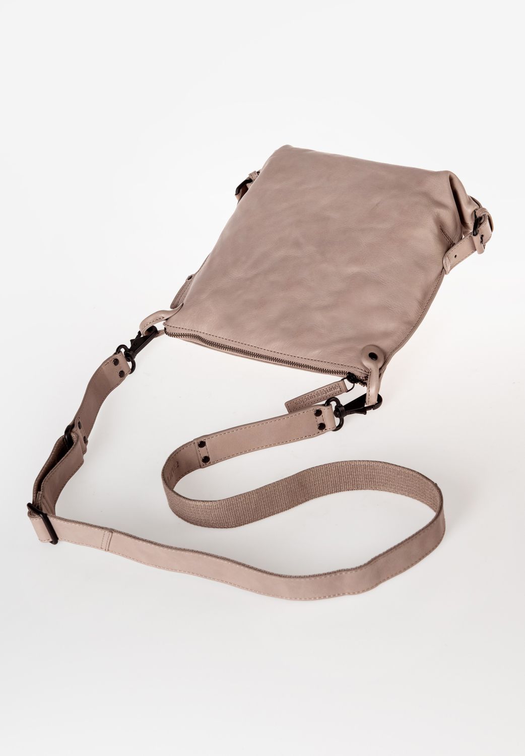 aunts & uncles Grandma's Luxury Club Mrs. Raisin Cookie Umhängetasche vintage khaki aunts & uncles Grandma's Luxury Club Mrs. Raisin Cookie Umhängetasche vintage khaki