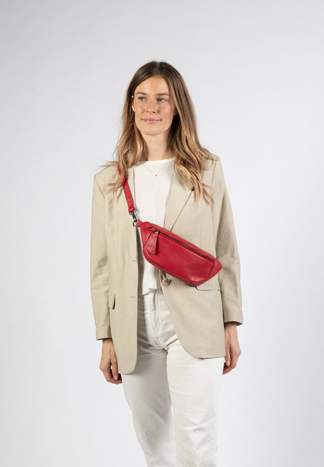 aunts & uncles Jamie´s Orchard Bilberry Bauchtasche crimson red aunts & uncles Jamie´s Orchard Bilberry Bauchtasche crimson red