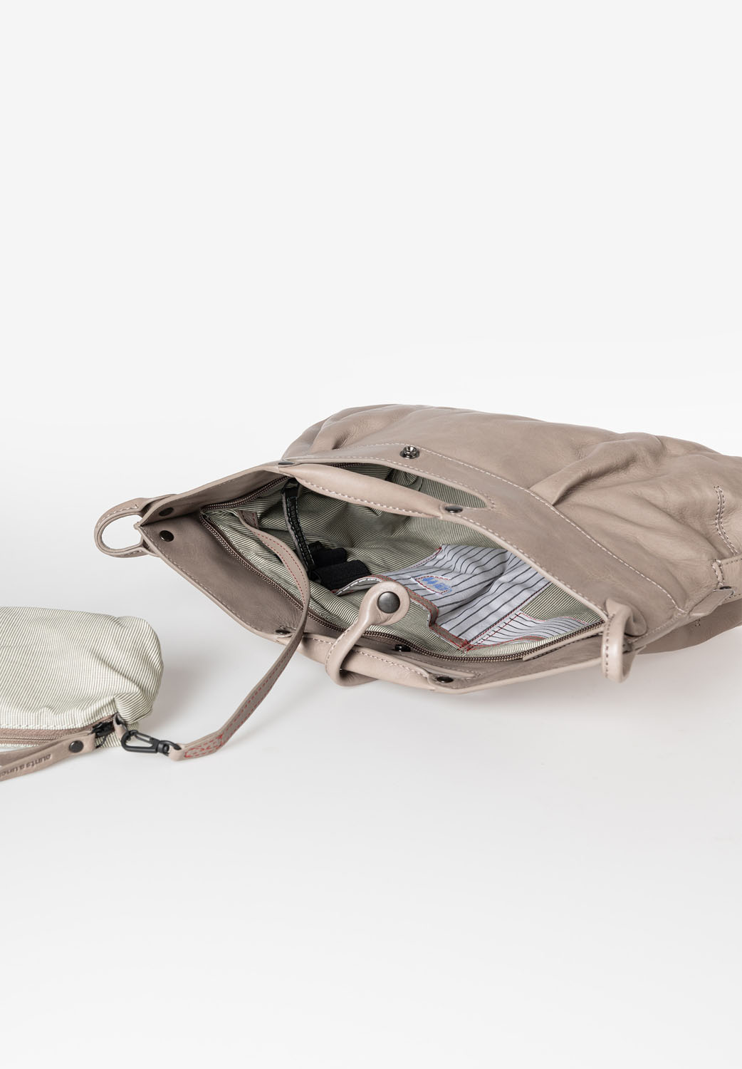 aunts & uncles Grandma's Luxury Club Mrs. Muffin Umhängetasche cashmere aunts & uncles Grandma's Luxury Club Mrs. Muffin Umhängetasche cashmere