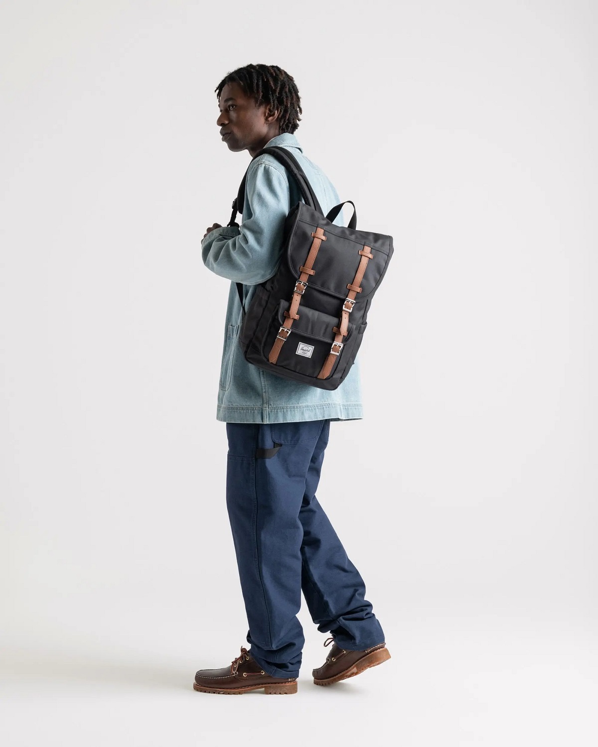 Herschel Little America™ Backpack Mid-Volume - 21L Moonbeam Herschel Little America™ Backpack Mid-Volume - 21L Moonbeam