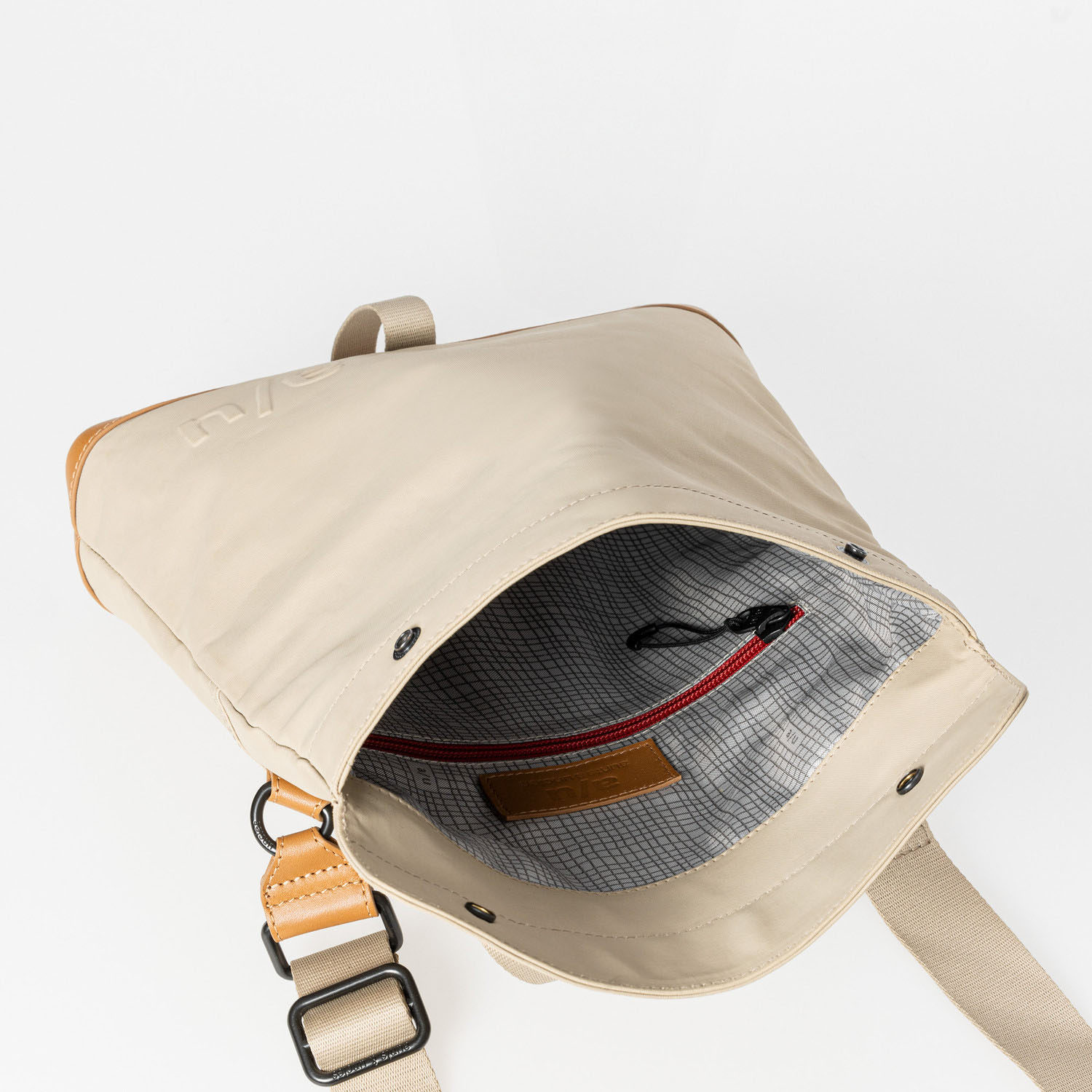 aunts & uncles Japan Yao Rolltop-Umhängetasche nomad aunts & uncles Japan Yao Rolltop-Umhängetasche nomad