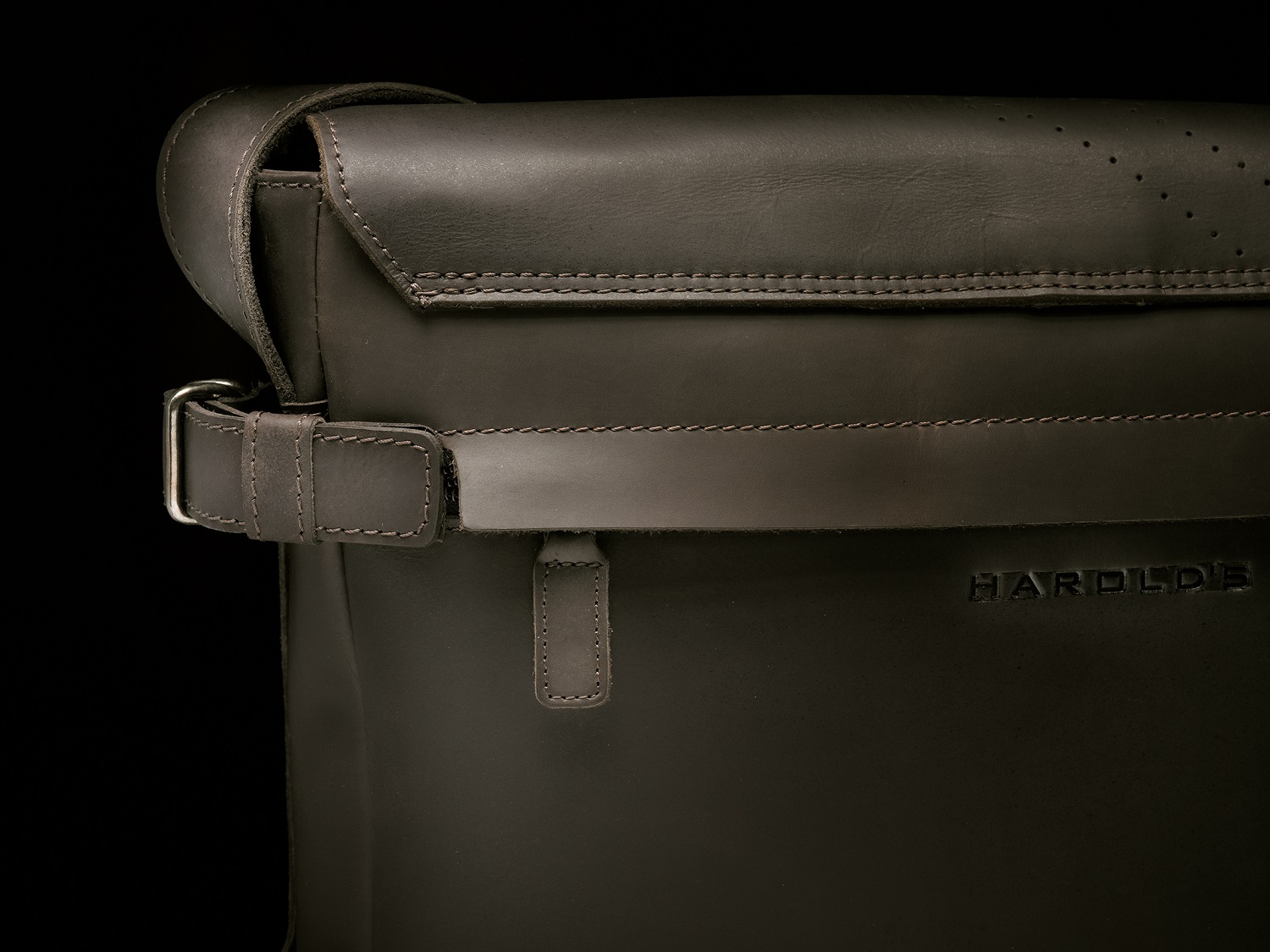 Harold's Maximum Limit Kuriertasche Quer Braun Harold's Maximum Limit Kuriertasche Quer Braun