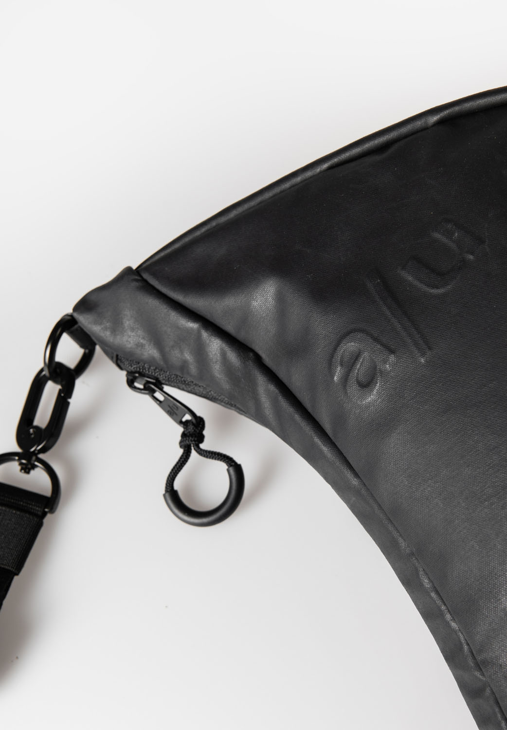 aunts & uncles Japan RE Yoshii Umhängetasche Black