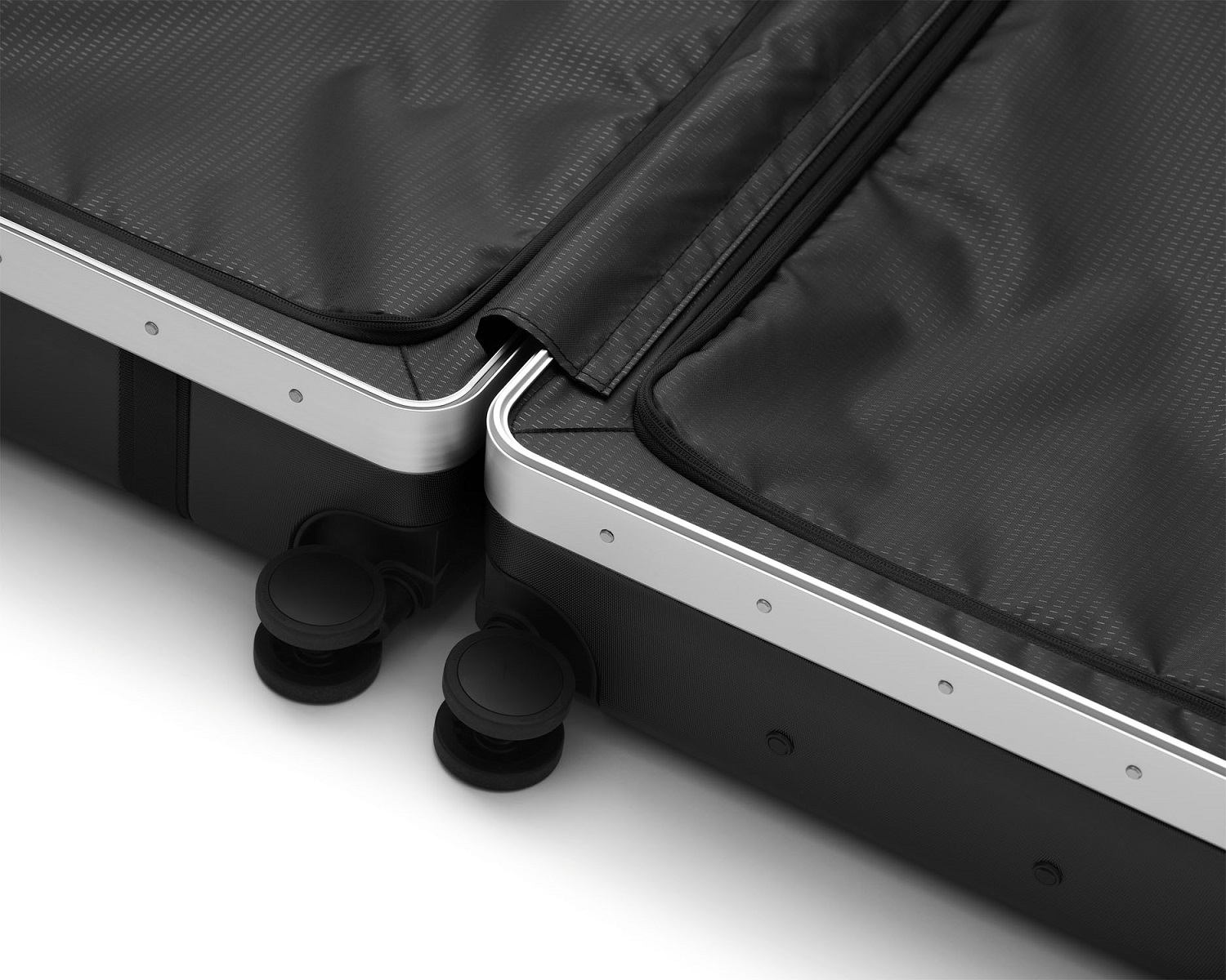 D_b_ Ramverk Pro Check-in Luggage Large mit Aluminiumrahmen Black Out D_b_ Ramverk Pro Check-in Luggage Large mit Aluminiumrahmen Black Out