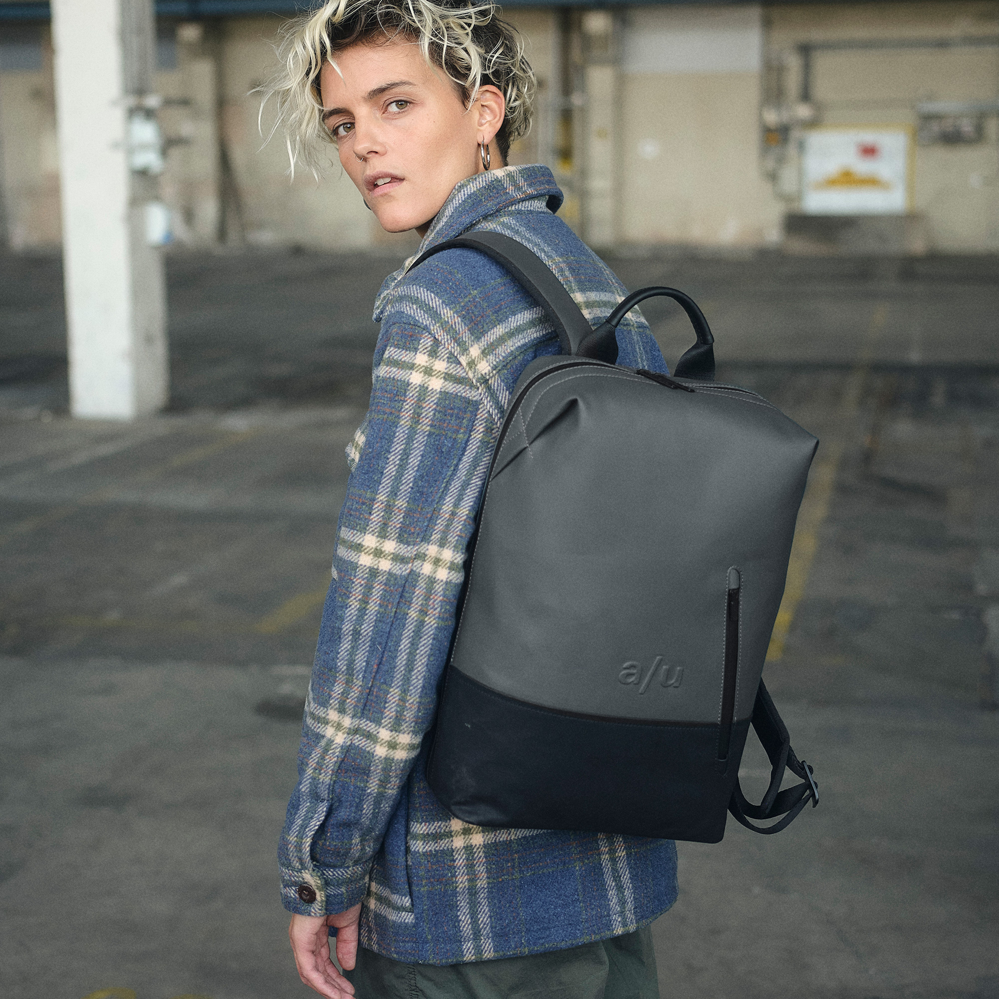 aunts & uncles Japan Nishi Hamamatsu Rucksack mit 13" Notebookfach dark shadow aunts & uncles Japan Nishi Hamamatsu Rucksack mit 13" Notebookfach dark shadow