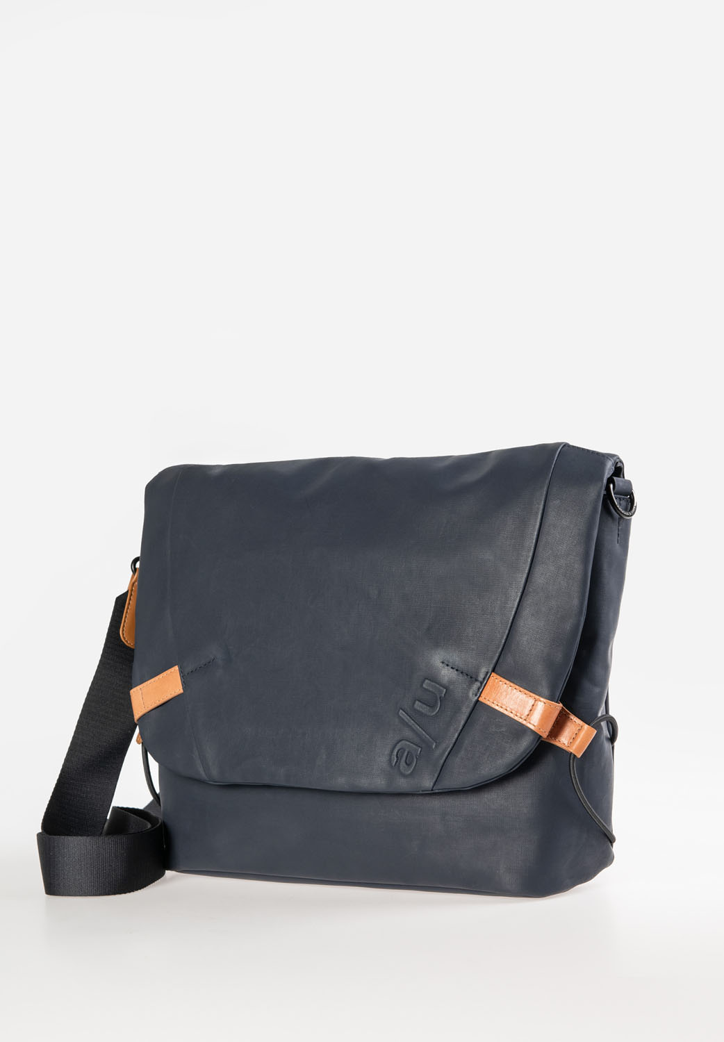 aunts & uncles Japan Matsumoto Messenger Bag night blue aunts & uncles Japan Matsumoto Messenger Bag night blue