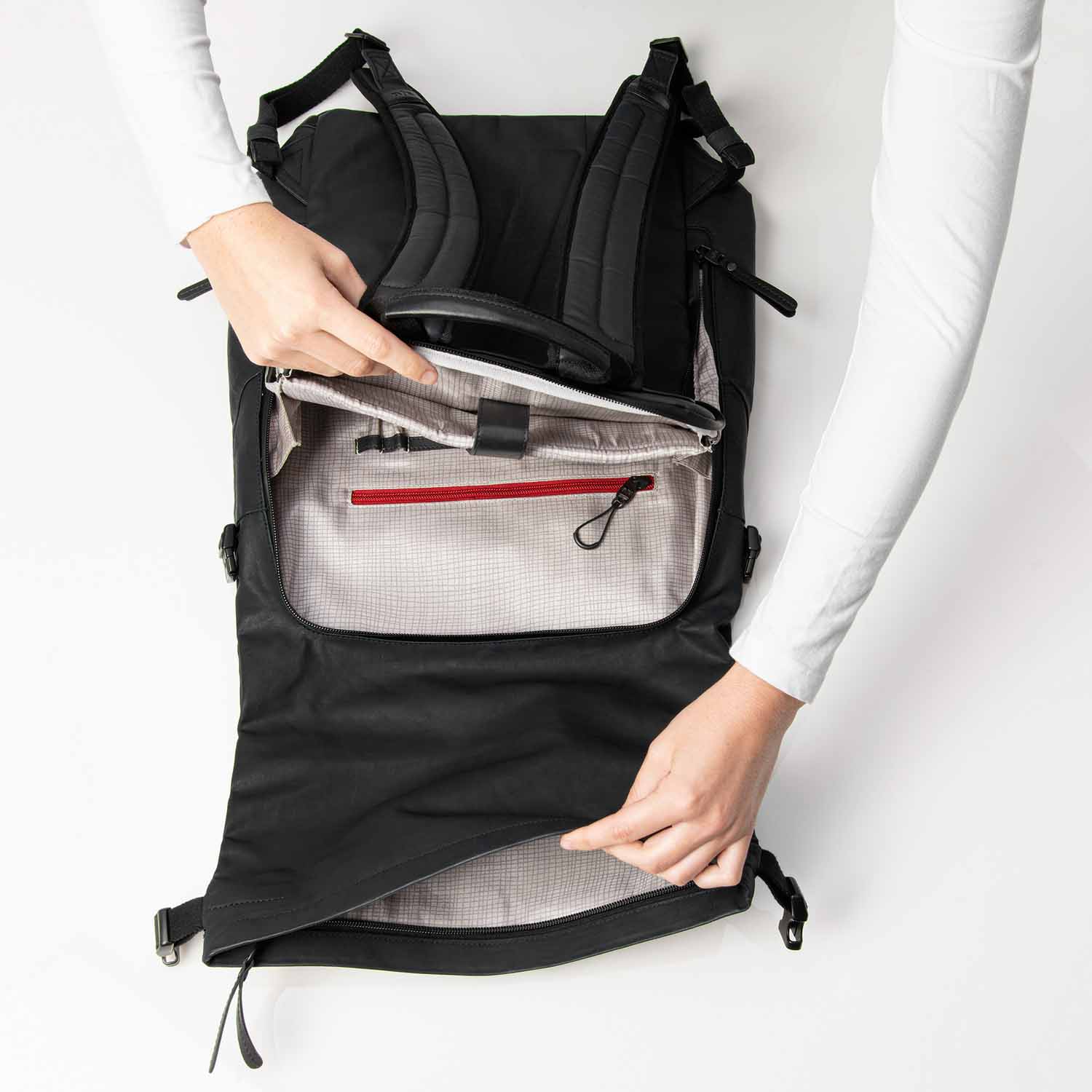 aunts & uncles Japan Fukui Rolltop Rucksack mit 15" Notebookfach black aunts & uncles Japan Fukui Rolltop Rucksack mit 15" Notebookfach black