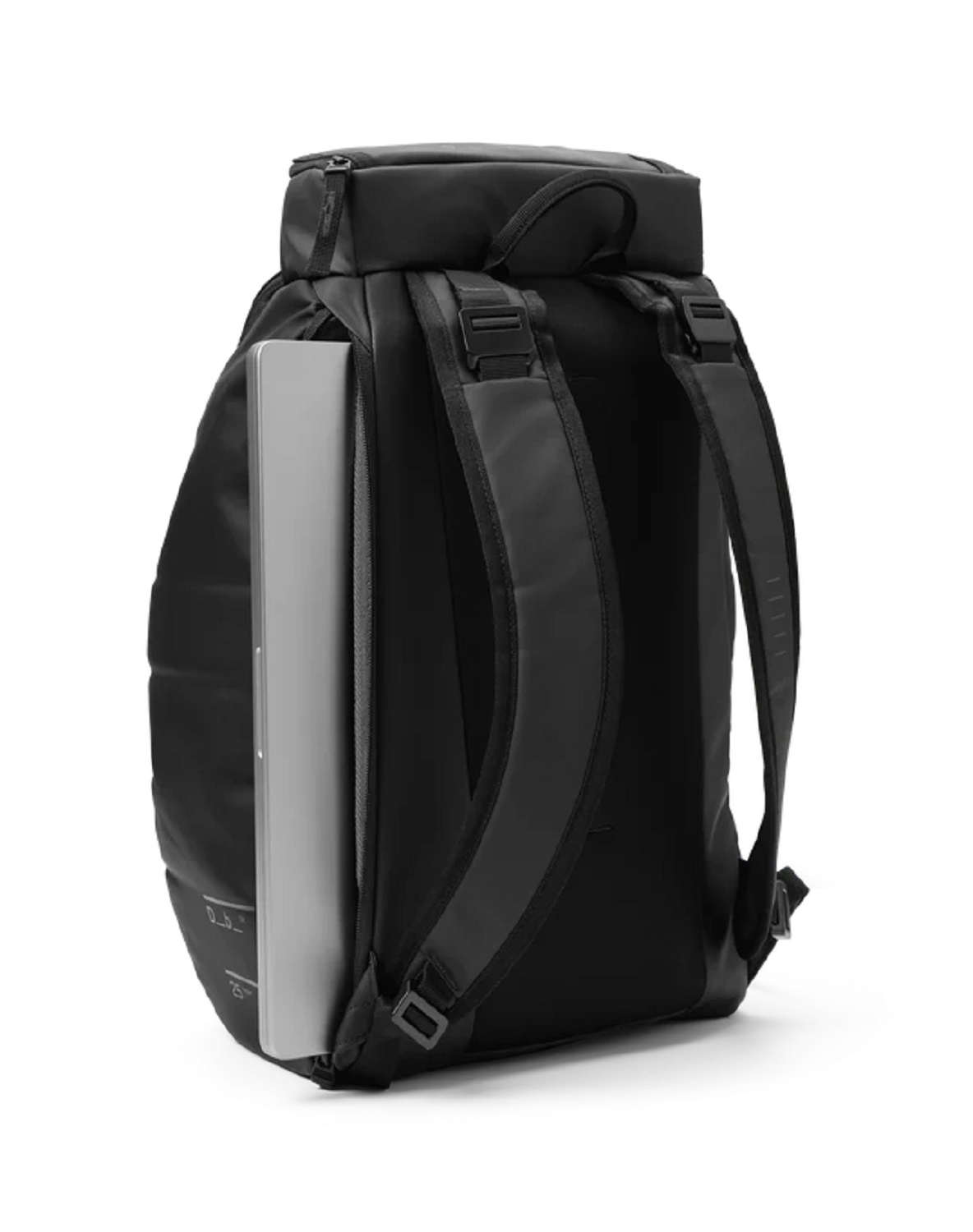 D_b_ Hugger Backpack 20L Black Out D_b_ Hugger Backpack 20L Black Out