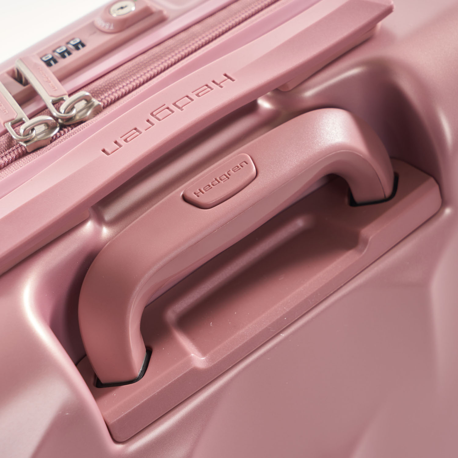 Hedgren Edge Carve XS Cabin Trolley, 4 Rollen, 55cm Blush Hedgren Edge Carve XS Cabin Trolley, 4 Rollen, 55cm Blush