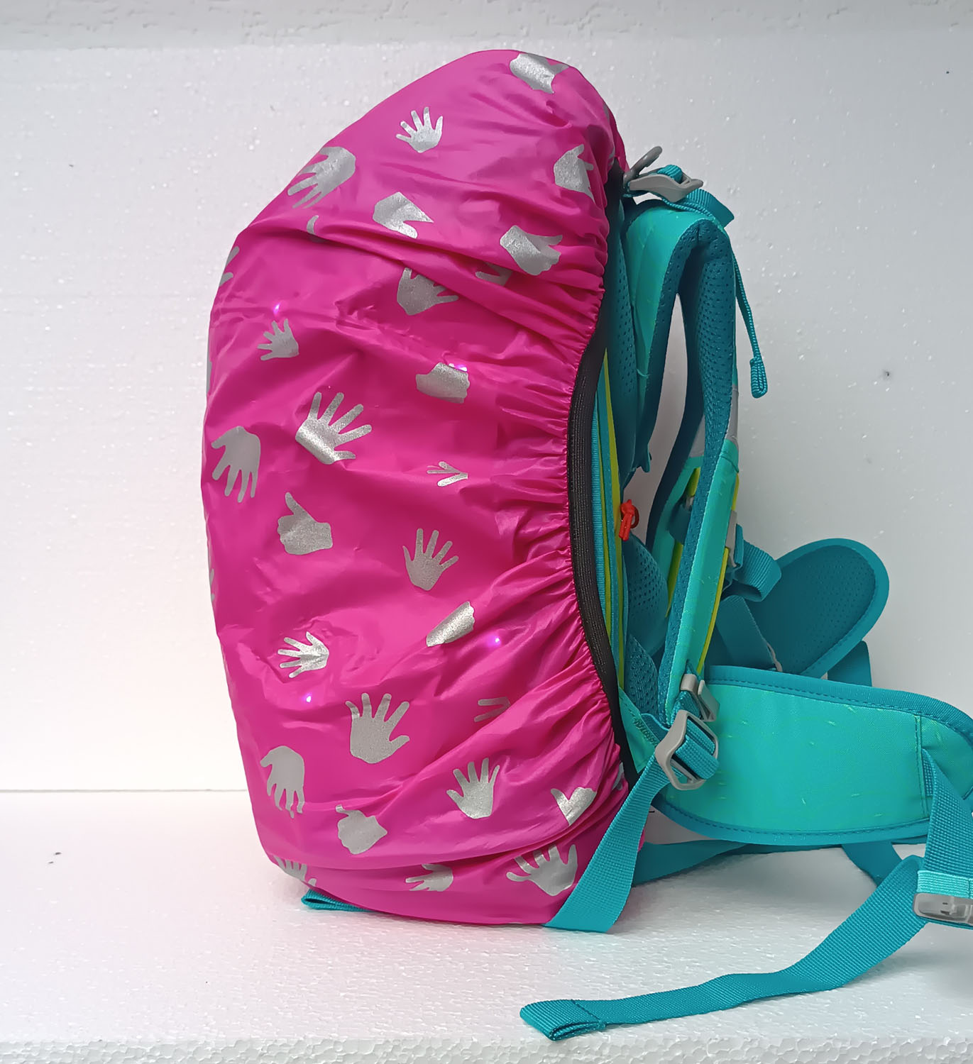 xanadoo Schulzubehör LED Schulranzen Cover neon Pink